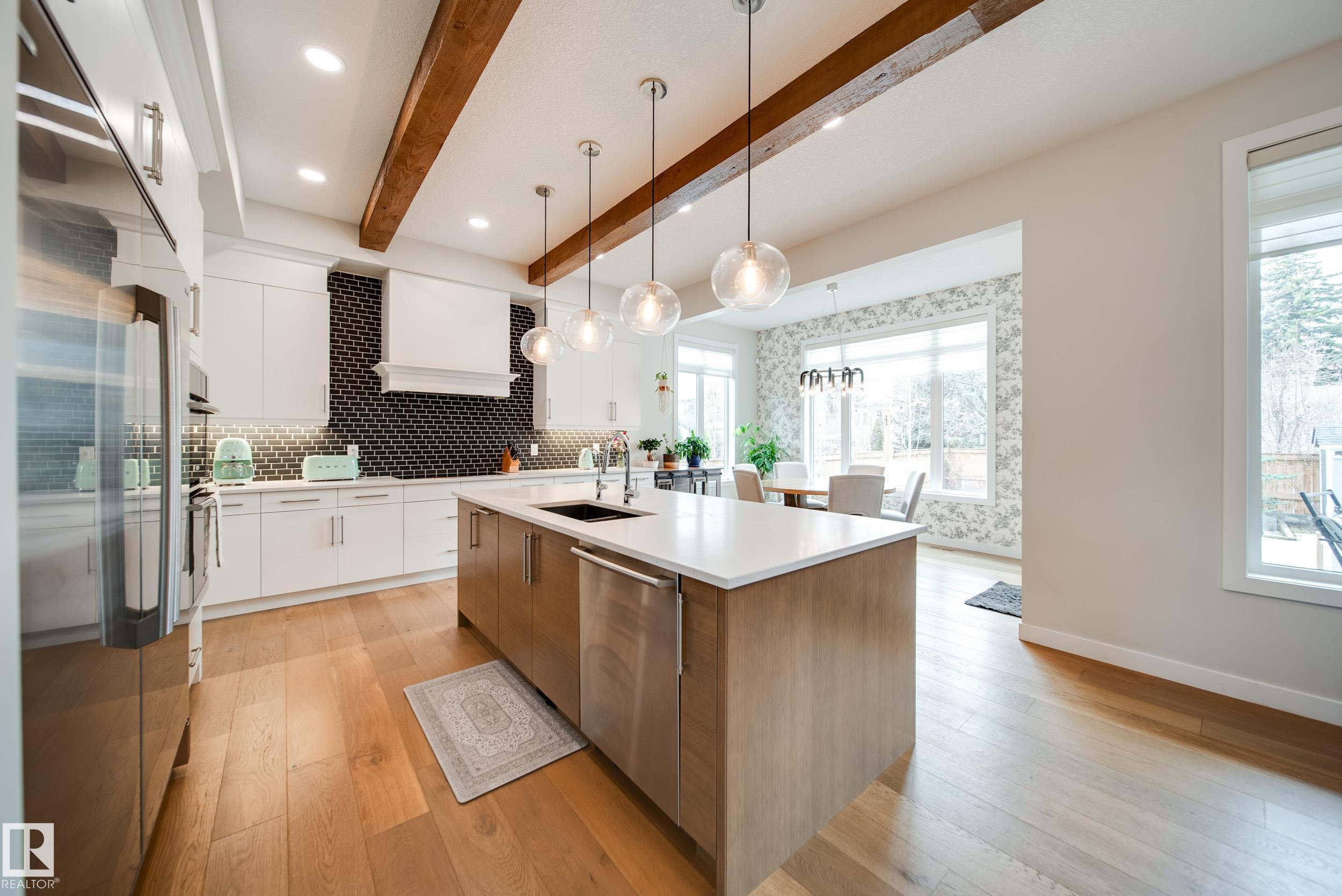 Photo 9 at 5512 109a Street NW, Pleasantview, Edmonton