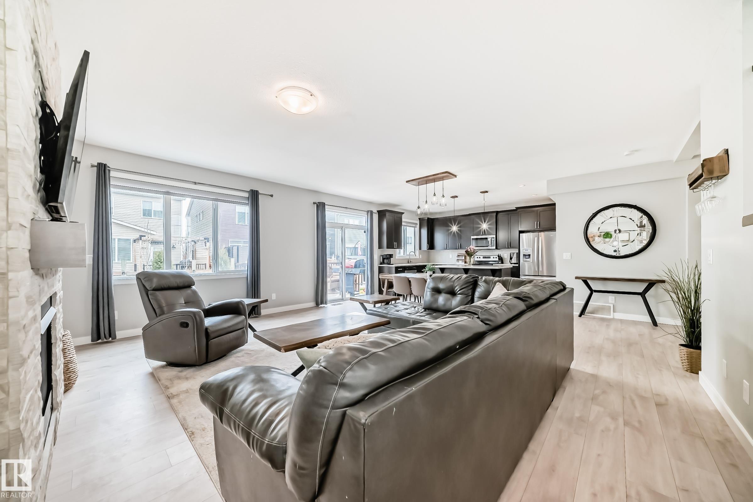 Picture for 2011 201 ST NW