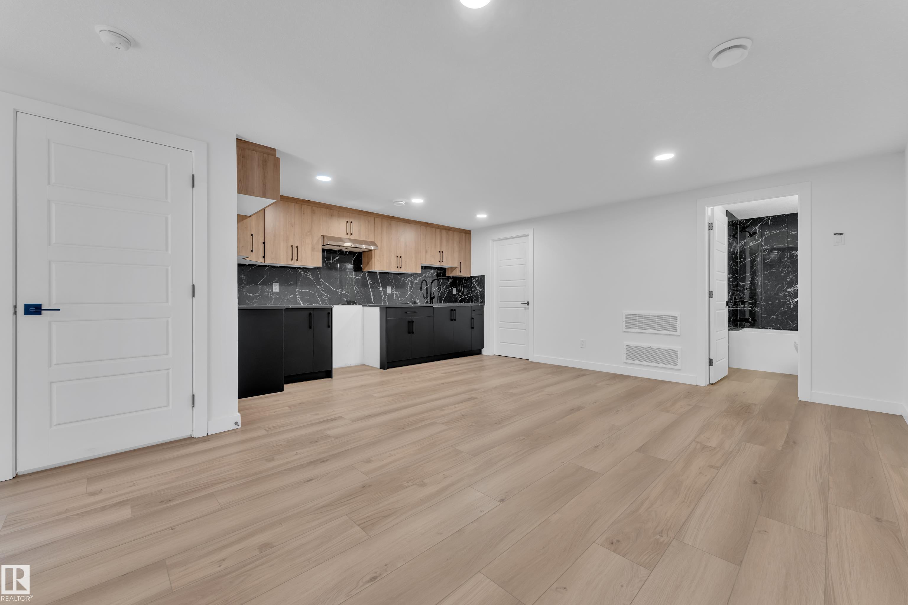 Photo 19 at 9827 107a Avenue, Morinville