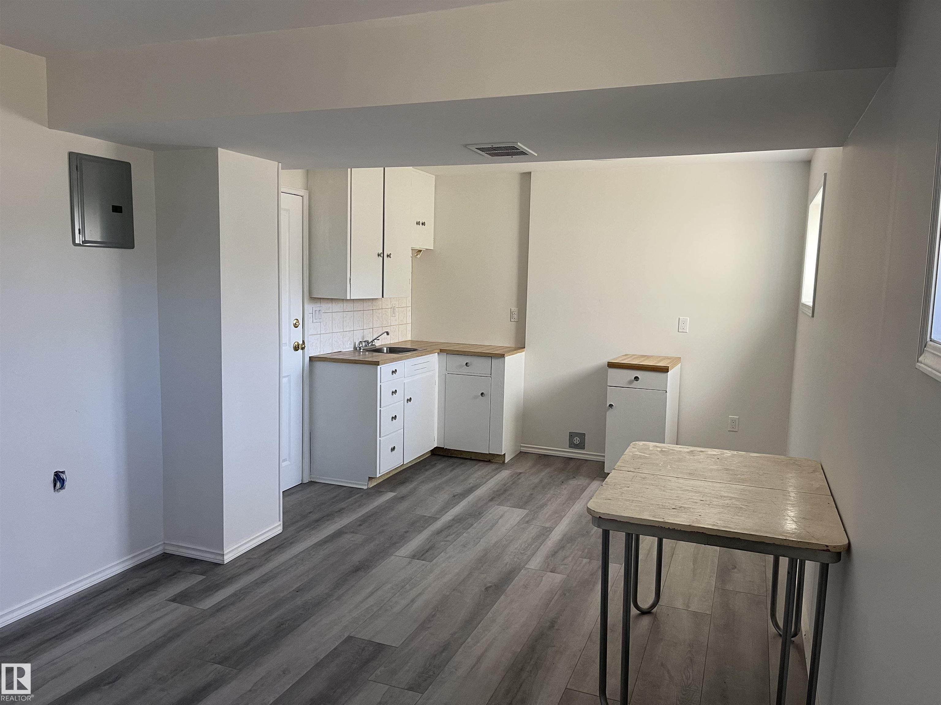 Photo 23 at 11161 96 Street NW, Alberta Avenue, Edmonton