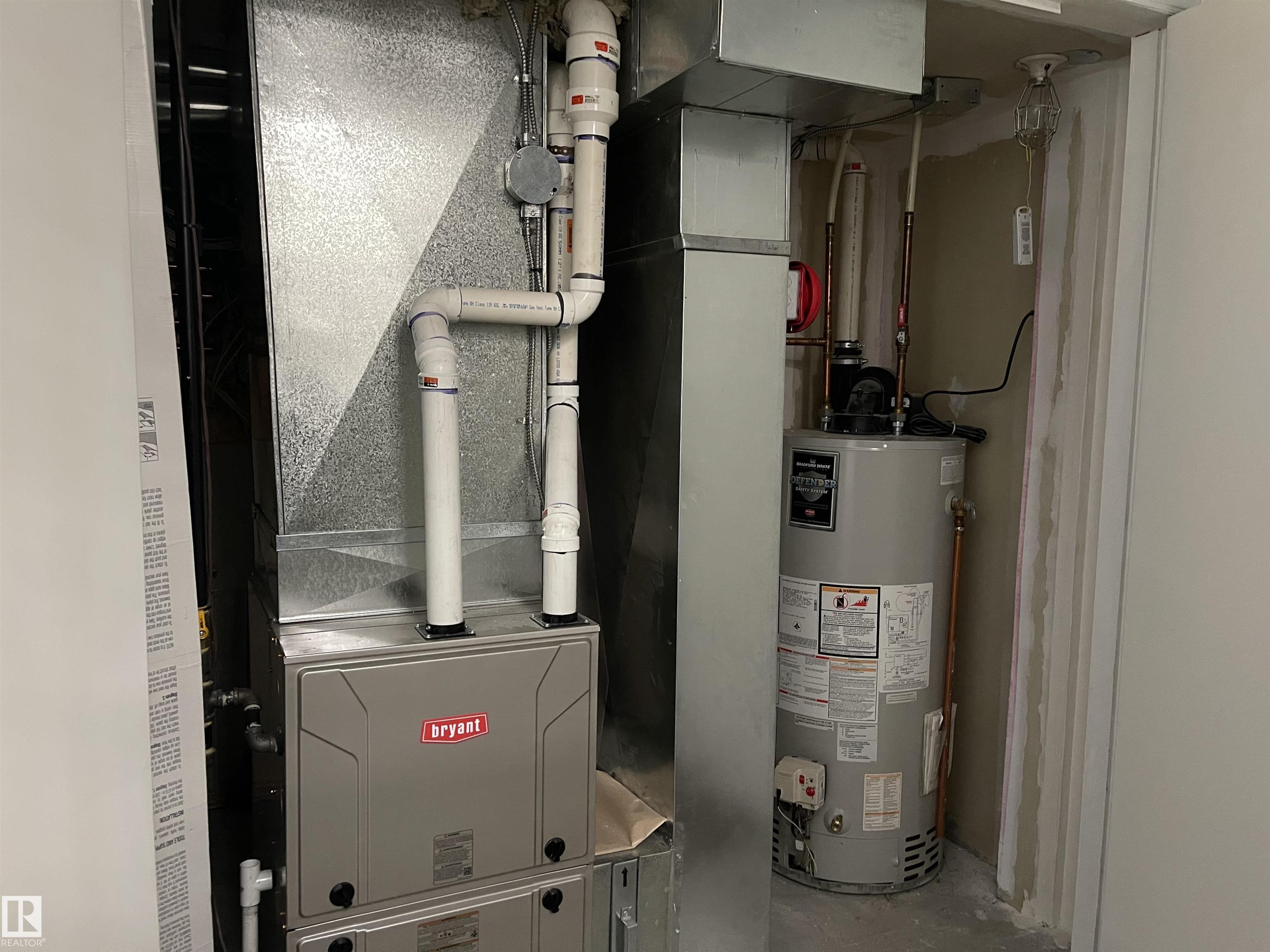 Photo 31 at 11161 96 Street NW, Alberta Avenue, Edmonton