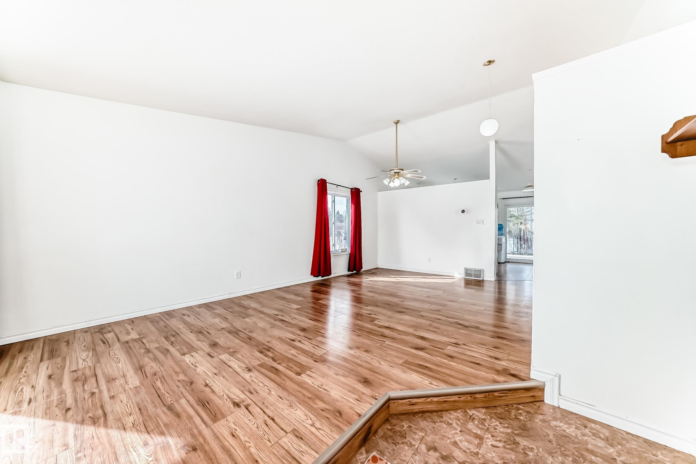 Picture for 1832 42 ST NW