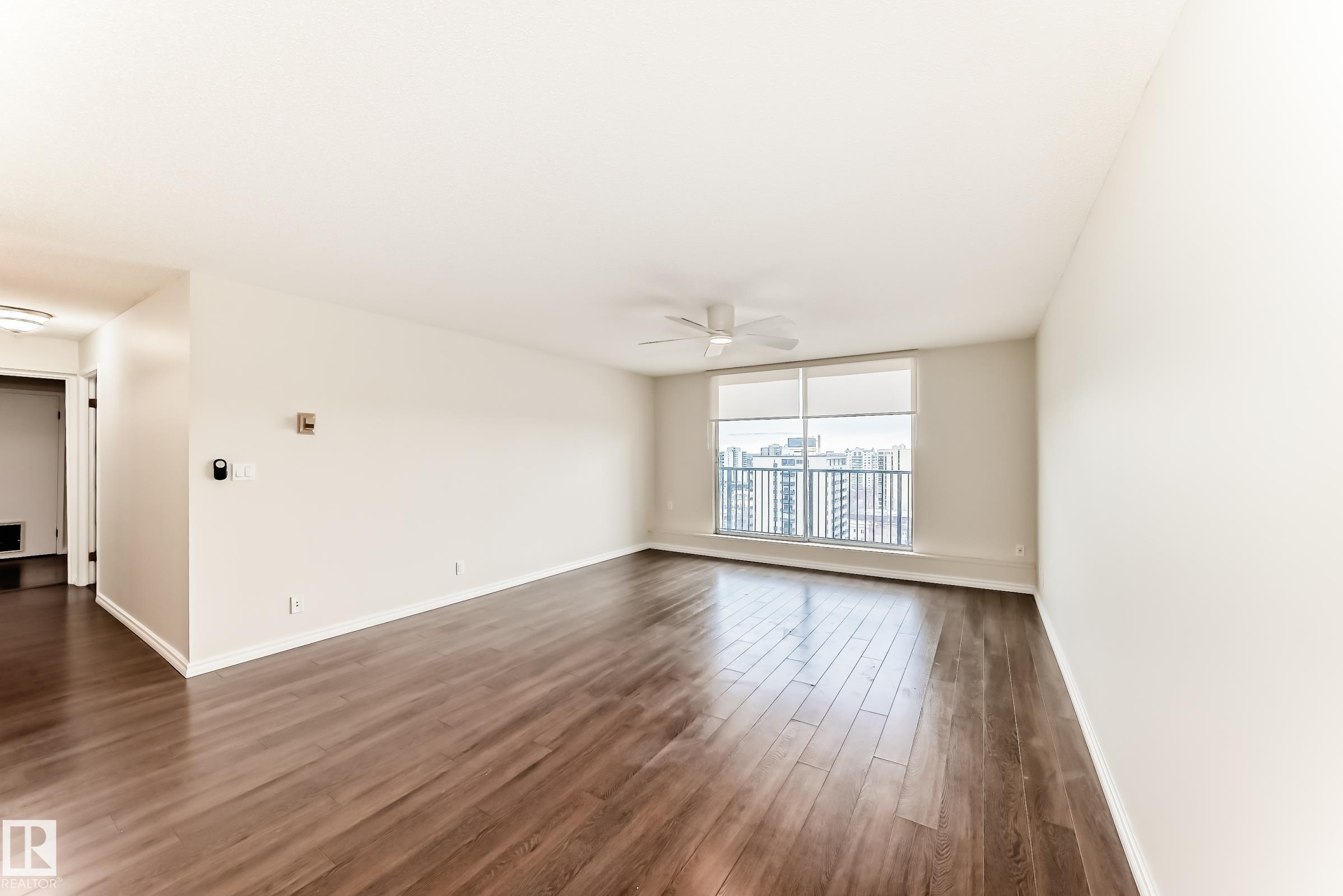 Photo 14 at 1404 - 11307 99 Avenue NW, Wîhkwêntôwin, Edmonton