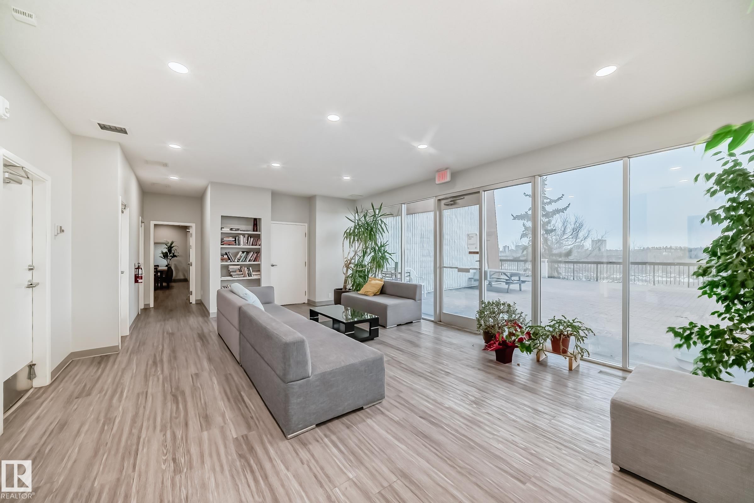 Photo 41 at 1404 - 11307 99 Avenue NW, Wîhkwêntôwin, Edmonton