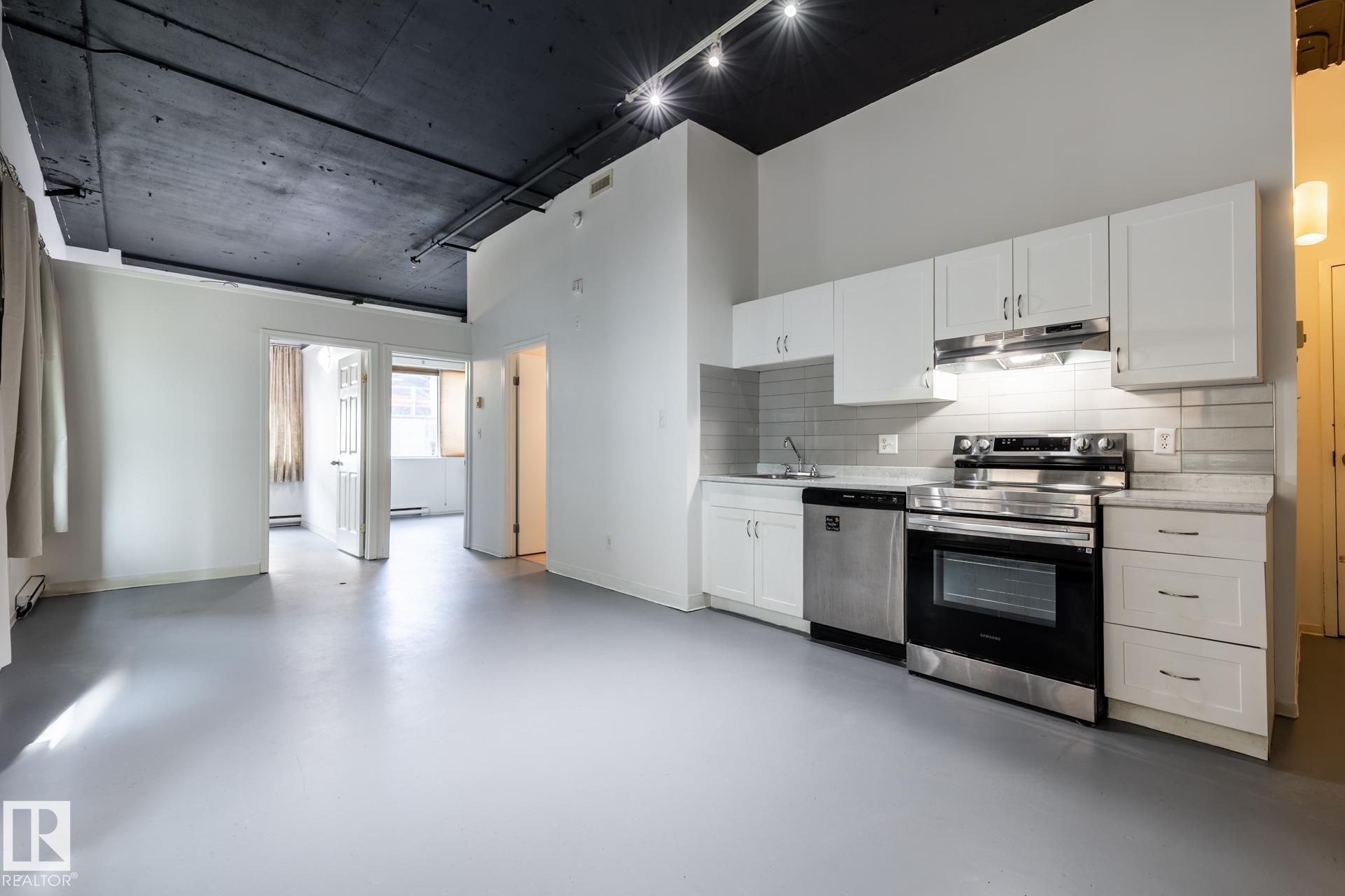 Picture for #305 10024 JASPER AV NW