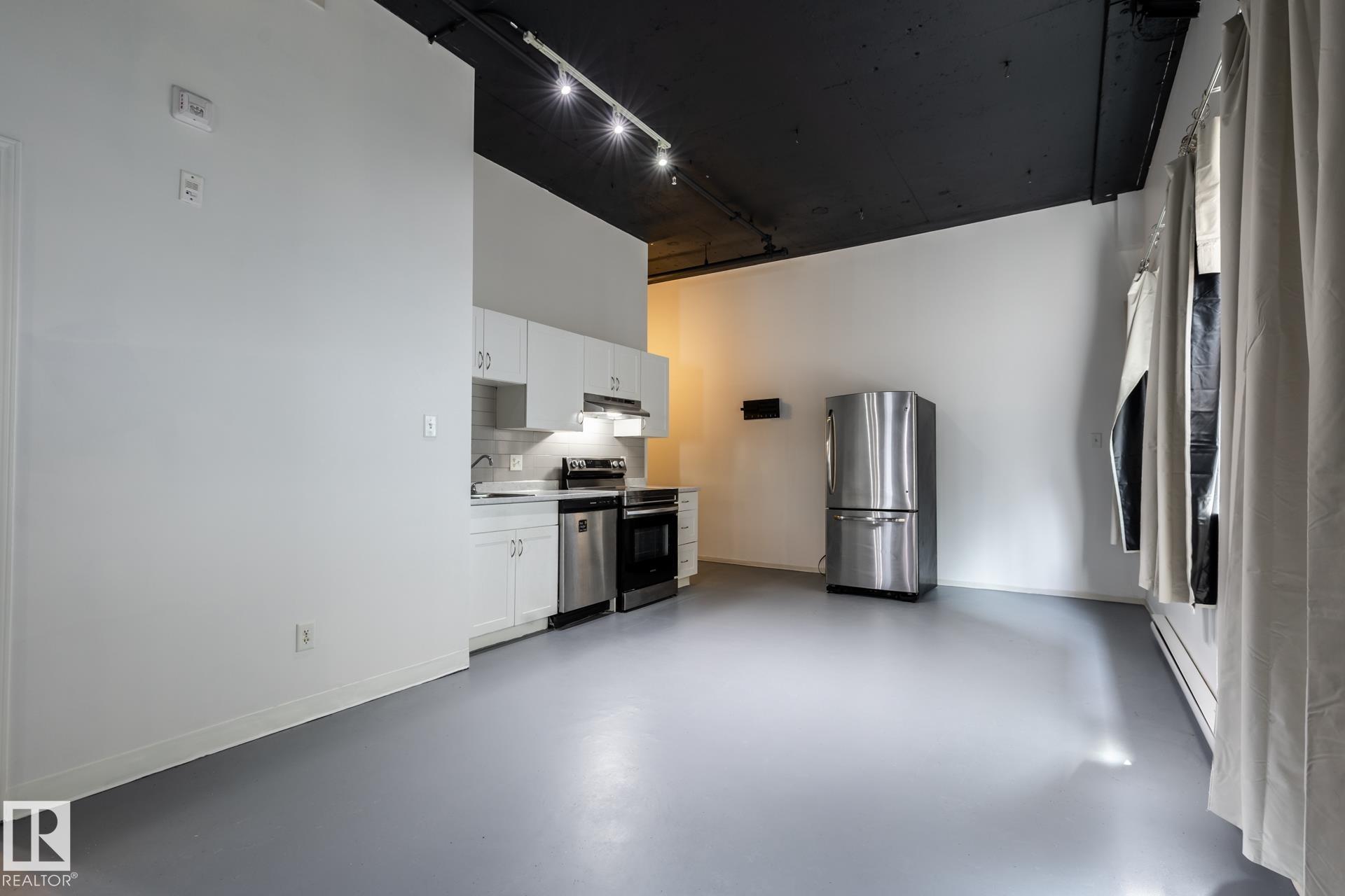 Picture for #305 10024 JASPER AV NW