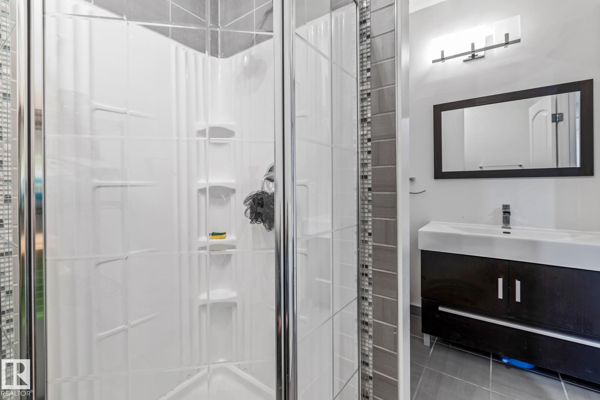 Photo 13 at 9710 88 Street, Morinville