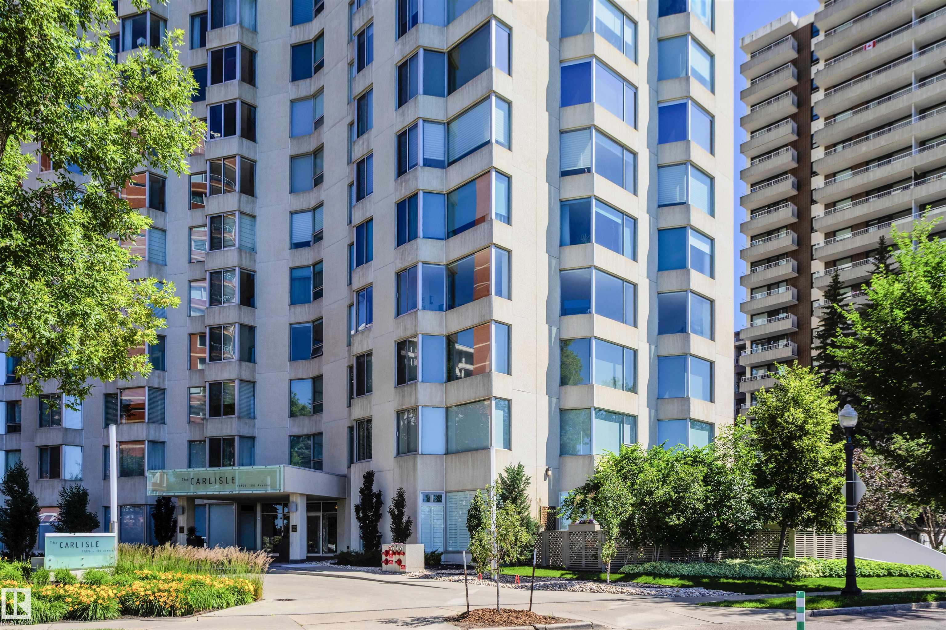 Photo 3 at 102 - 11826 100, Wîhkwêntôwin, Edmonton