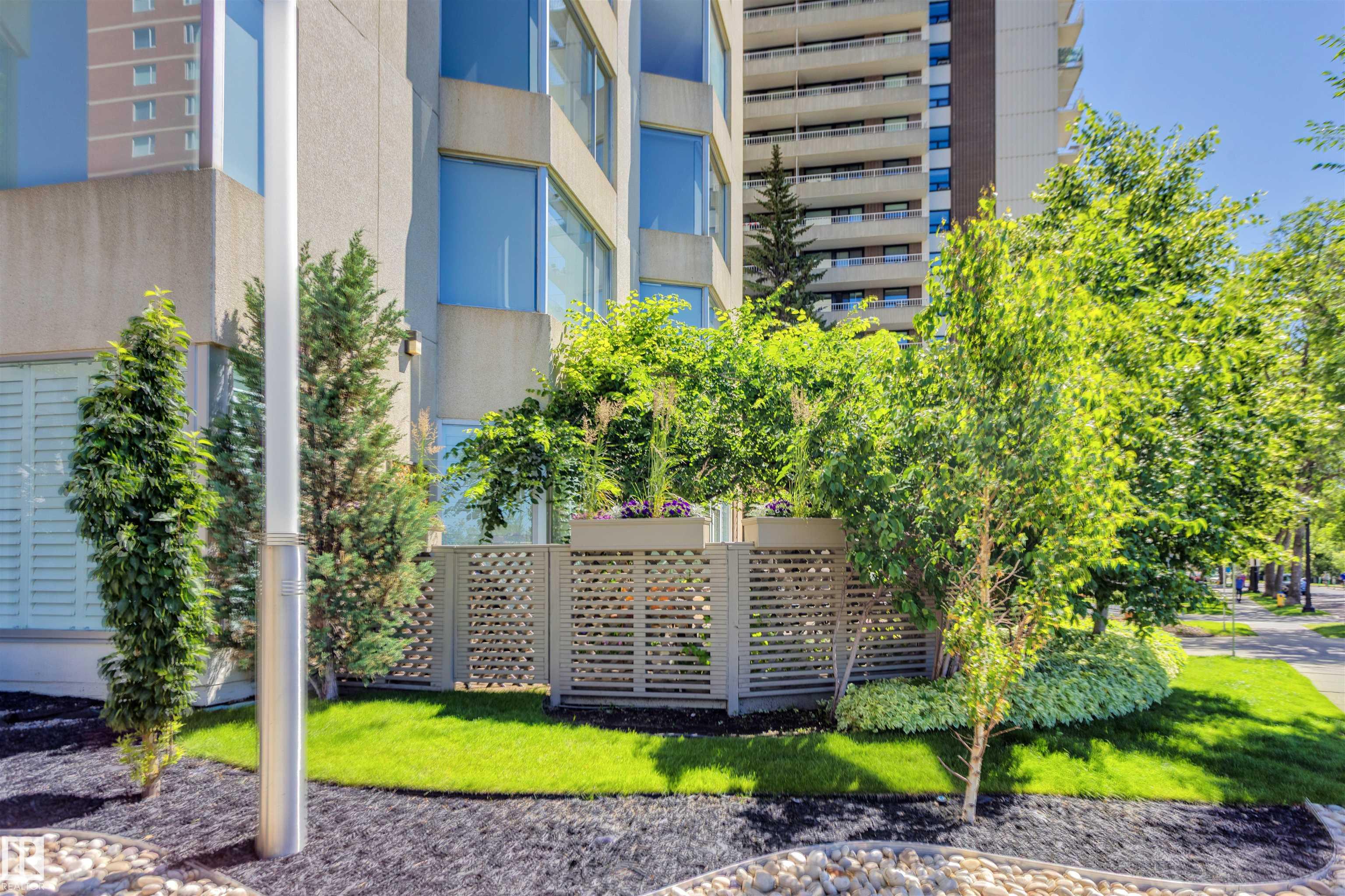 Photo 30 at 102 - 11826 100, Wîhkwêntôwin, Edmonton