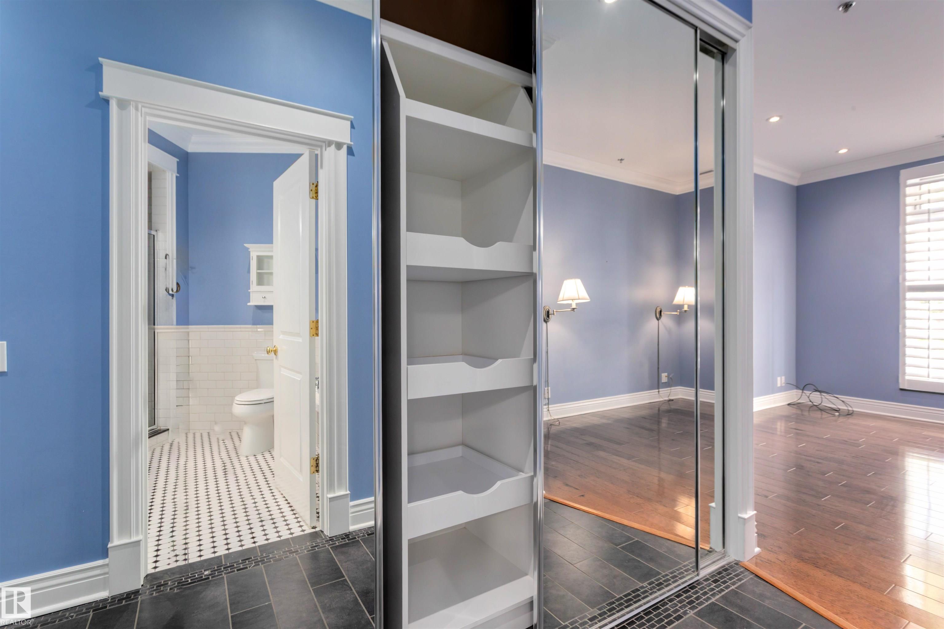 Photo 35 at 102 - 11826 100, Wîhkwêntôwin, Edmonton