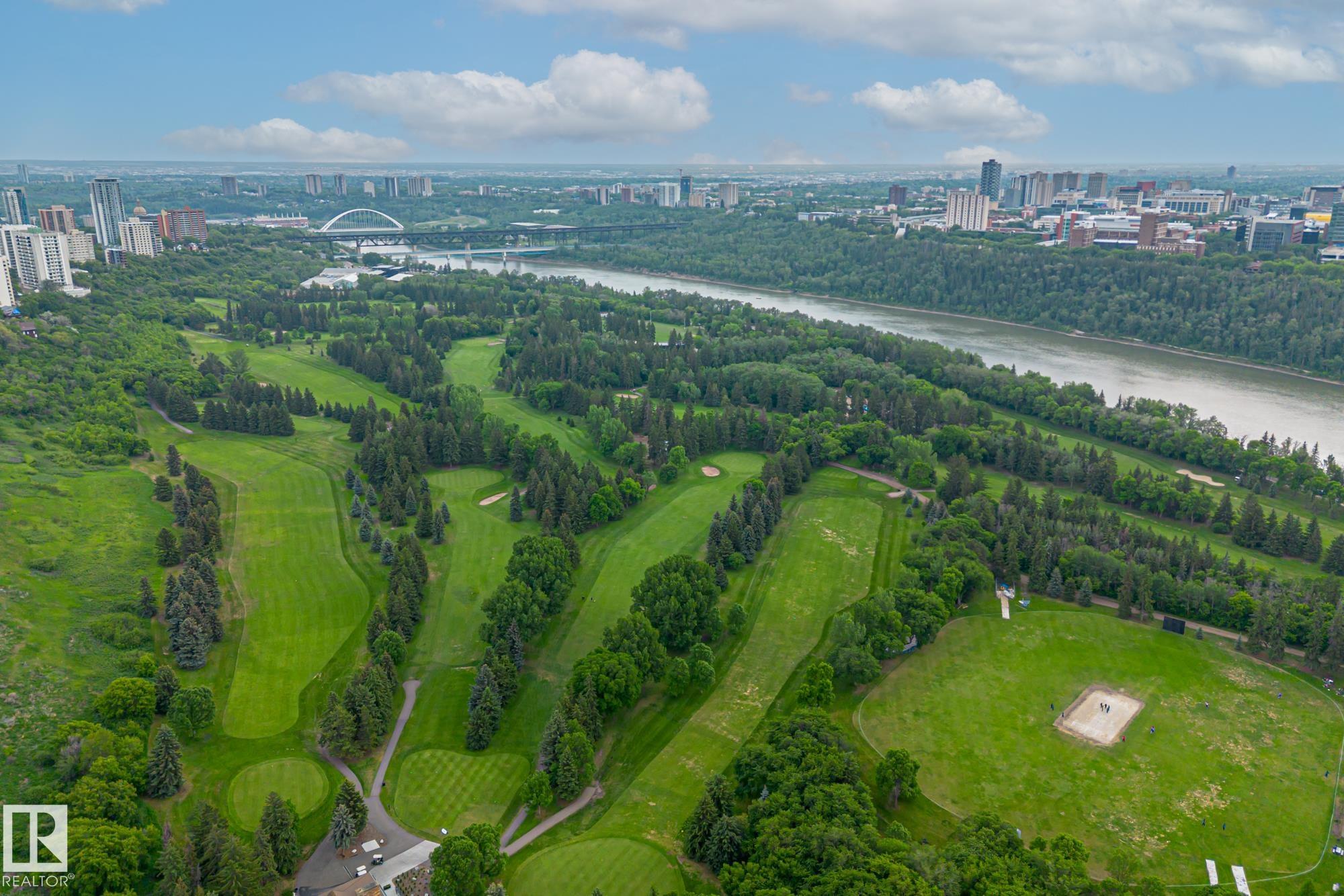 Photo 54 at 102 - 11826 100, Wîhkwêntôwin, Edmonton