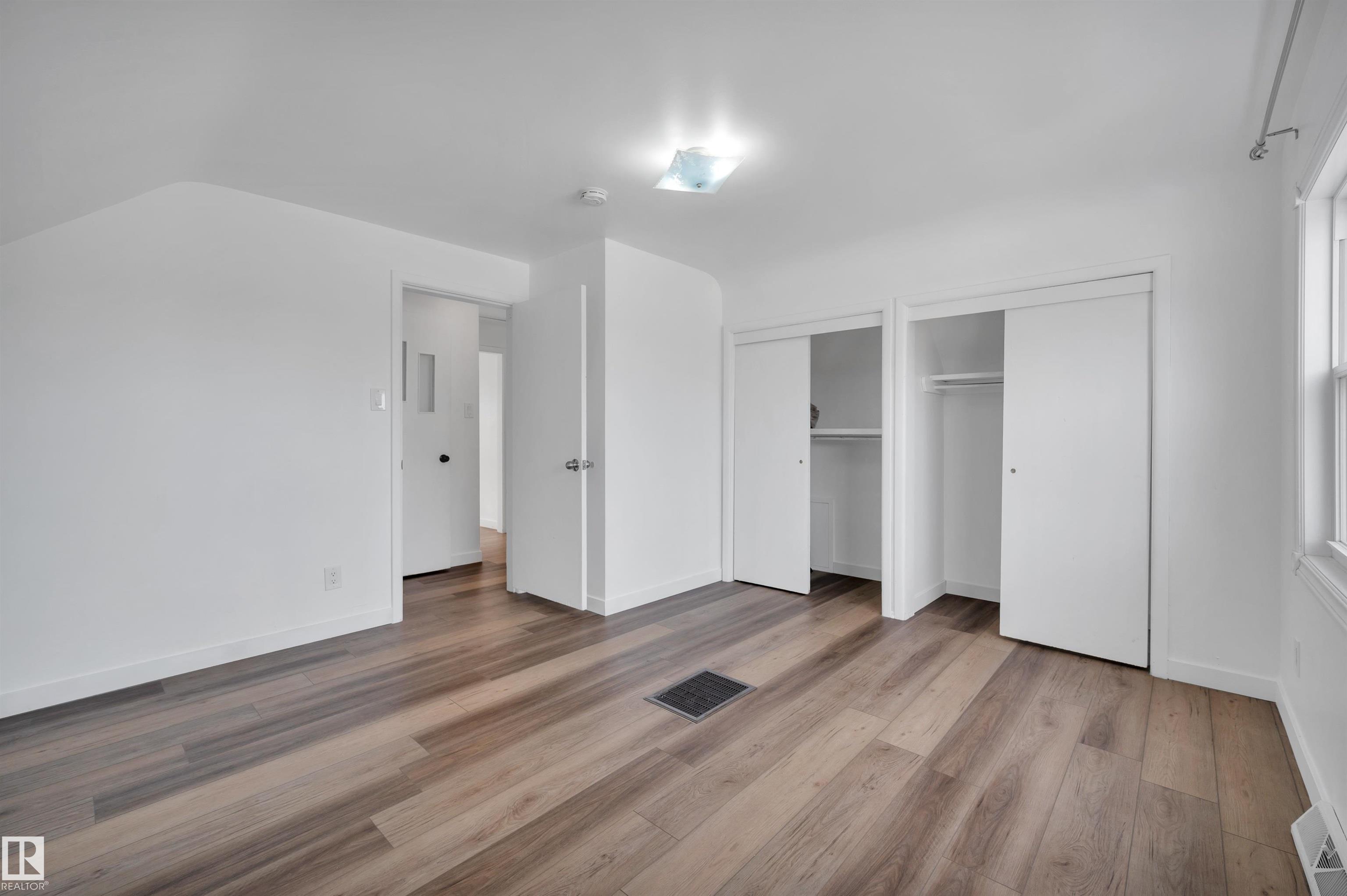 Photo 27 at 12436 75 Street NW, Elmwood Park, Edmonton