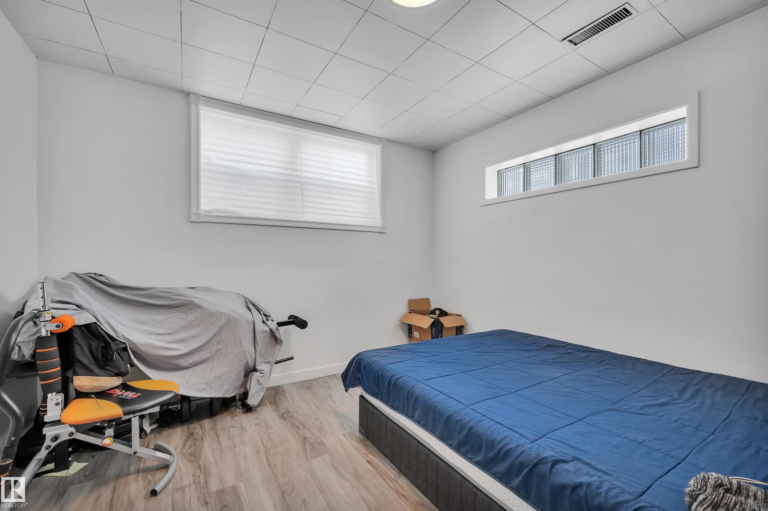 Photo 33 at 12436 75 Street NW, Elmwood Park, Edmonton