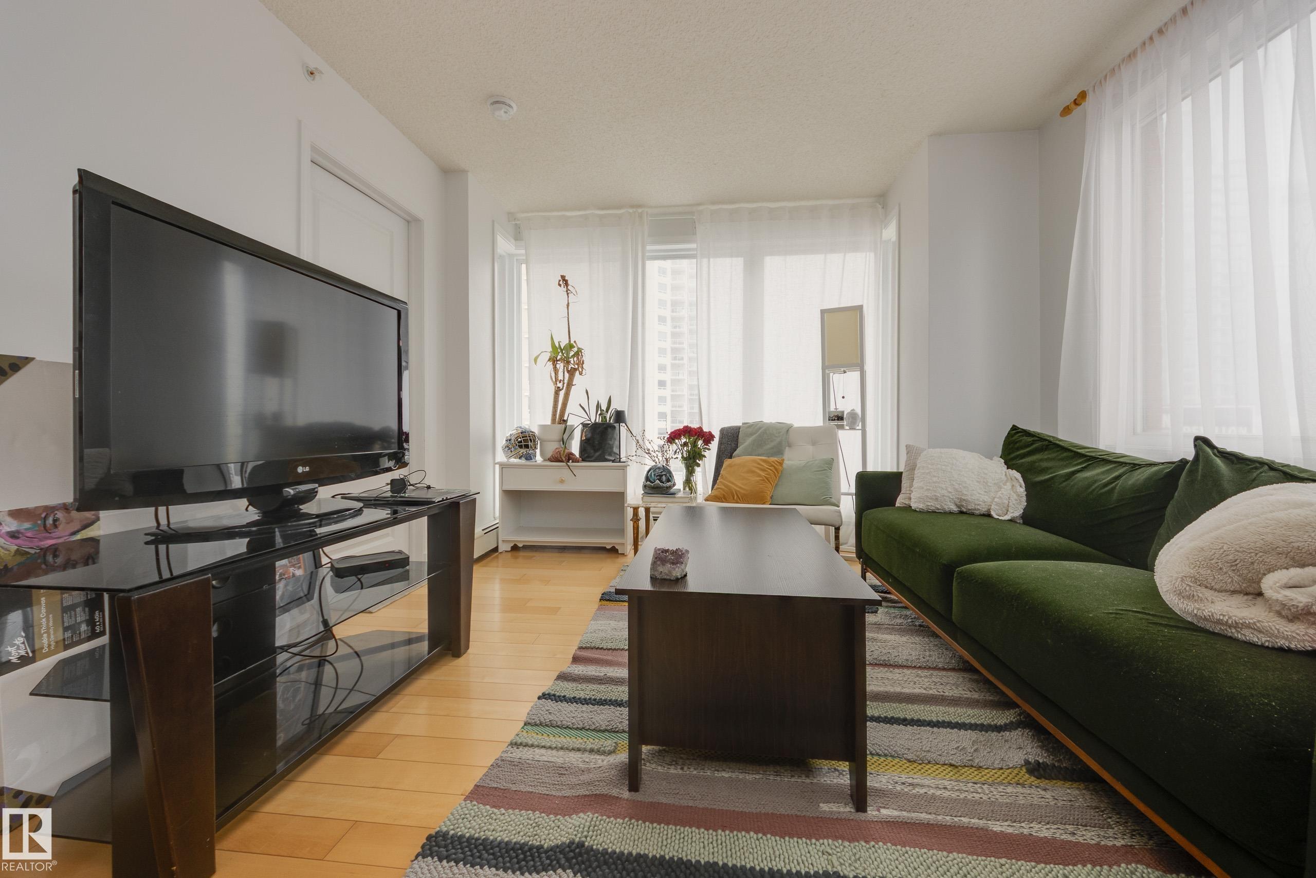 1007 - 10180 104 Street NW, Downtown, Edmonton