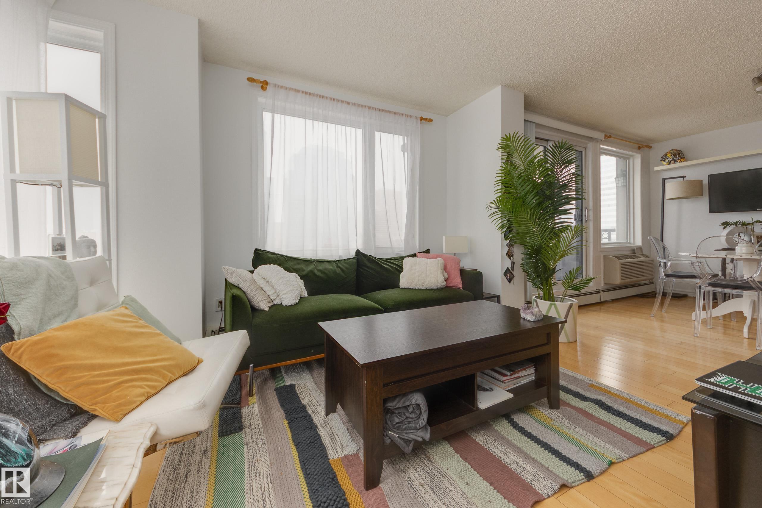 1007 - 10180 104 Street NW, Downtown, Edmonton