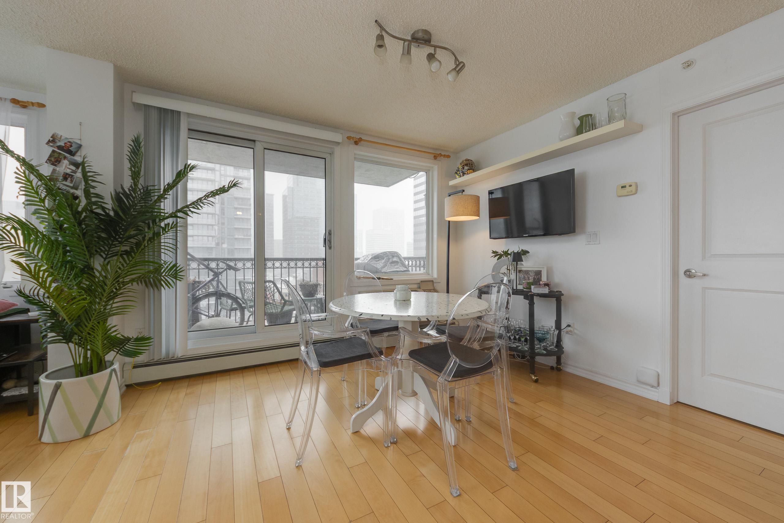 Photo 9 at 1007 - 10180 104 Street NW, Downtown, Edmonton