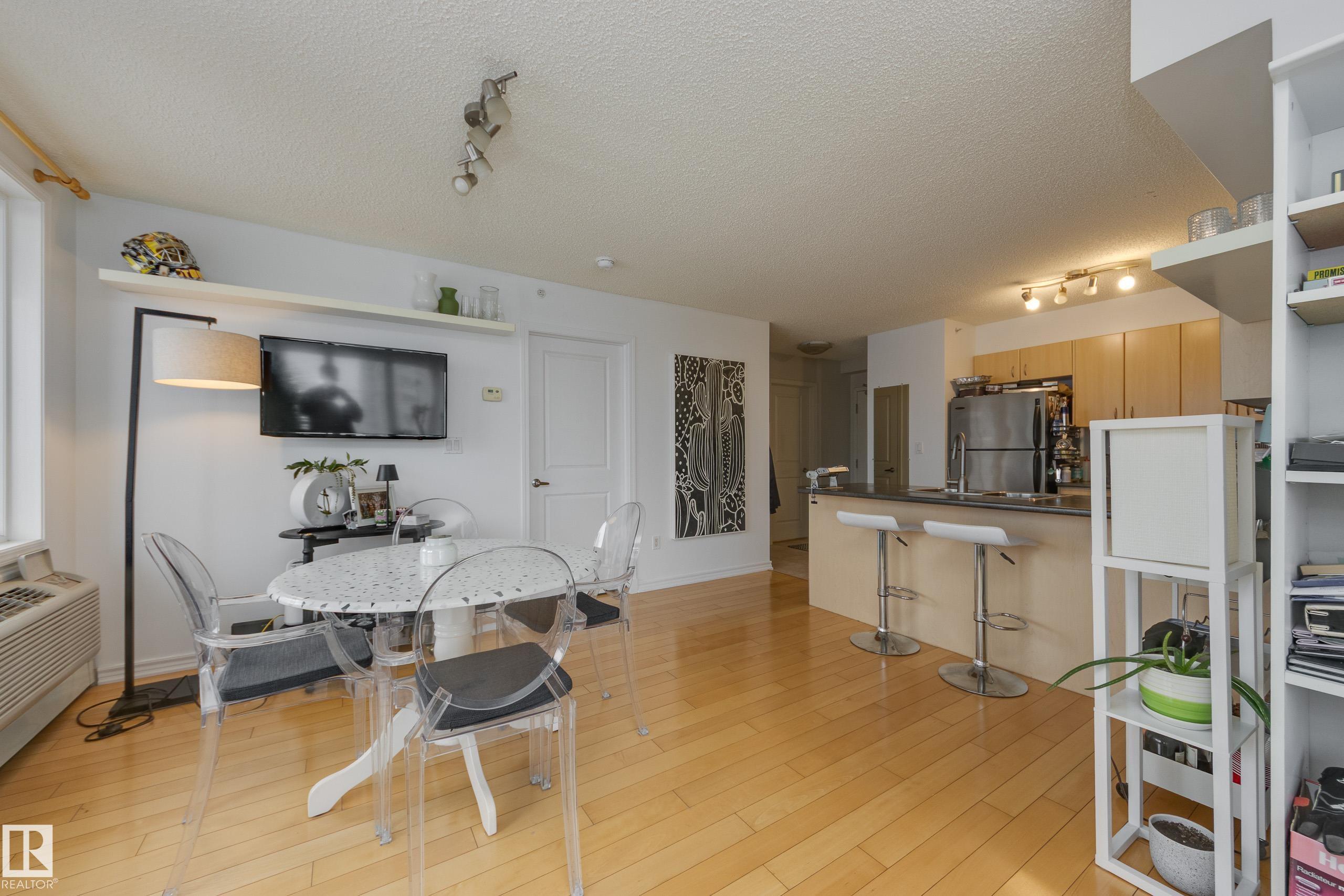 Photo 10 at 1007 - 10180 104 Street NW, Downtown, Edmonton