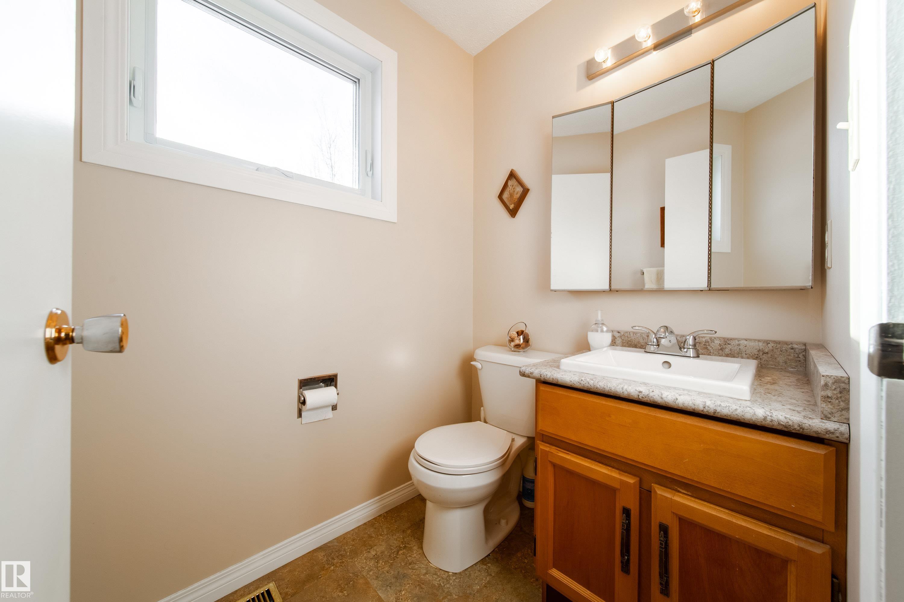 Photo 11 at 175 - 53510 Hwy 43, Lakewood Estate, Rural Lac Ste. Anne County