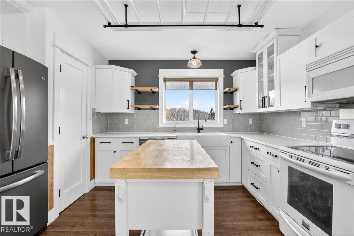 Photo 23 at #120 50434 Rge Rd 232, Hilltop Estate, Rural Leduc County