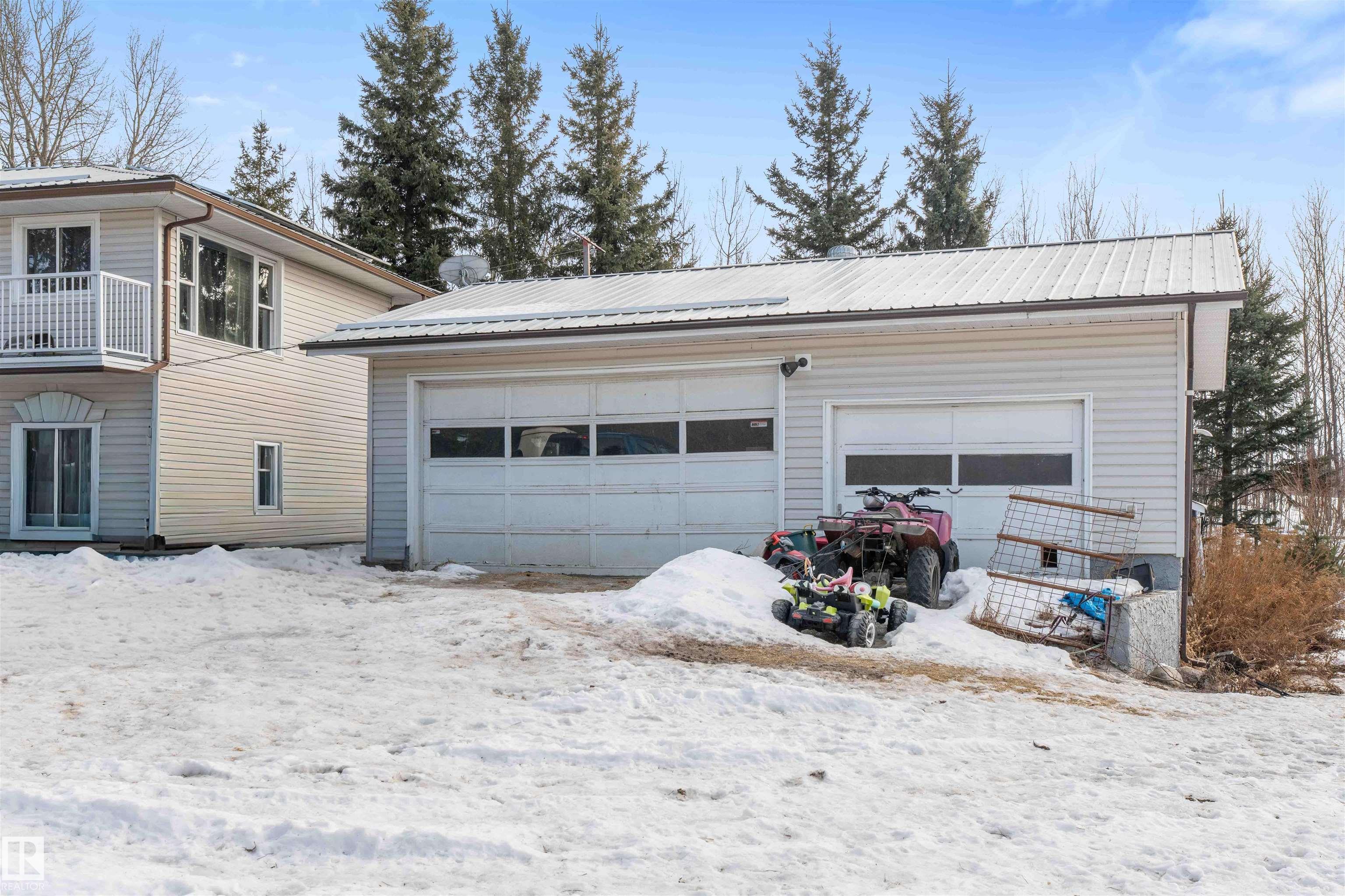 Photo 15 at 1417a Hwy 16 A, None, Rural Parkland County