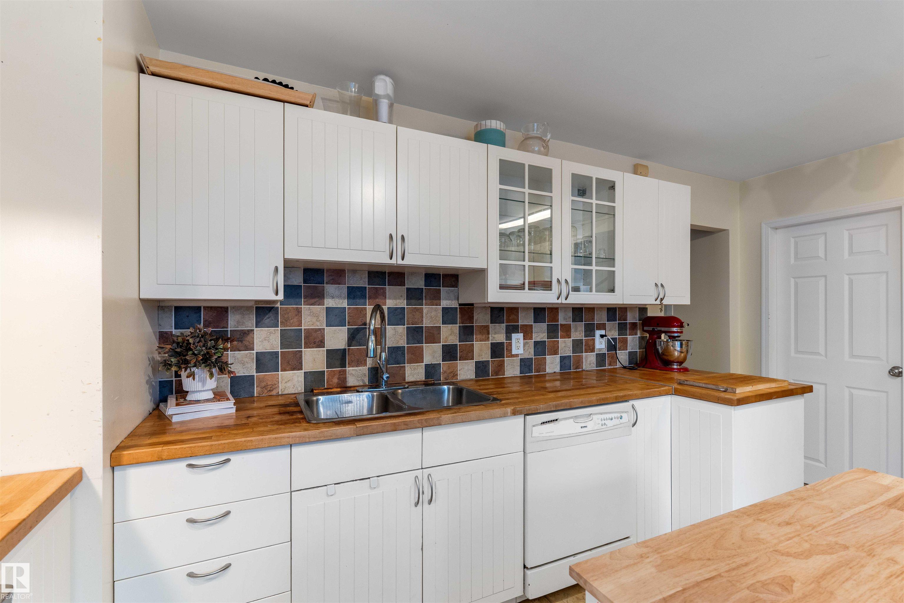 Photo 27 at 1417a Hwy 16 A, None, Rural Parkland County