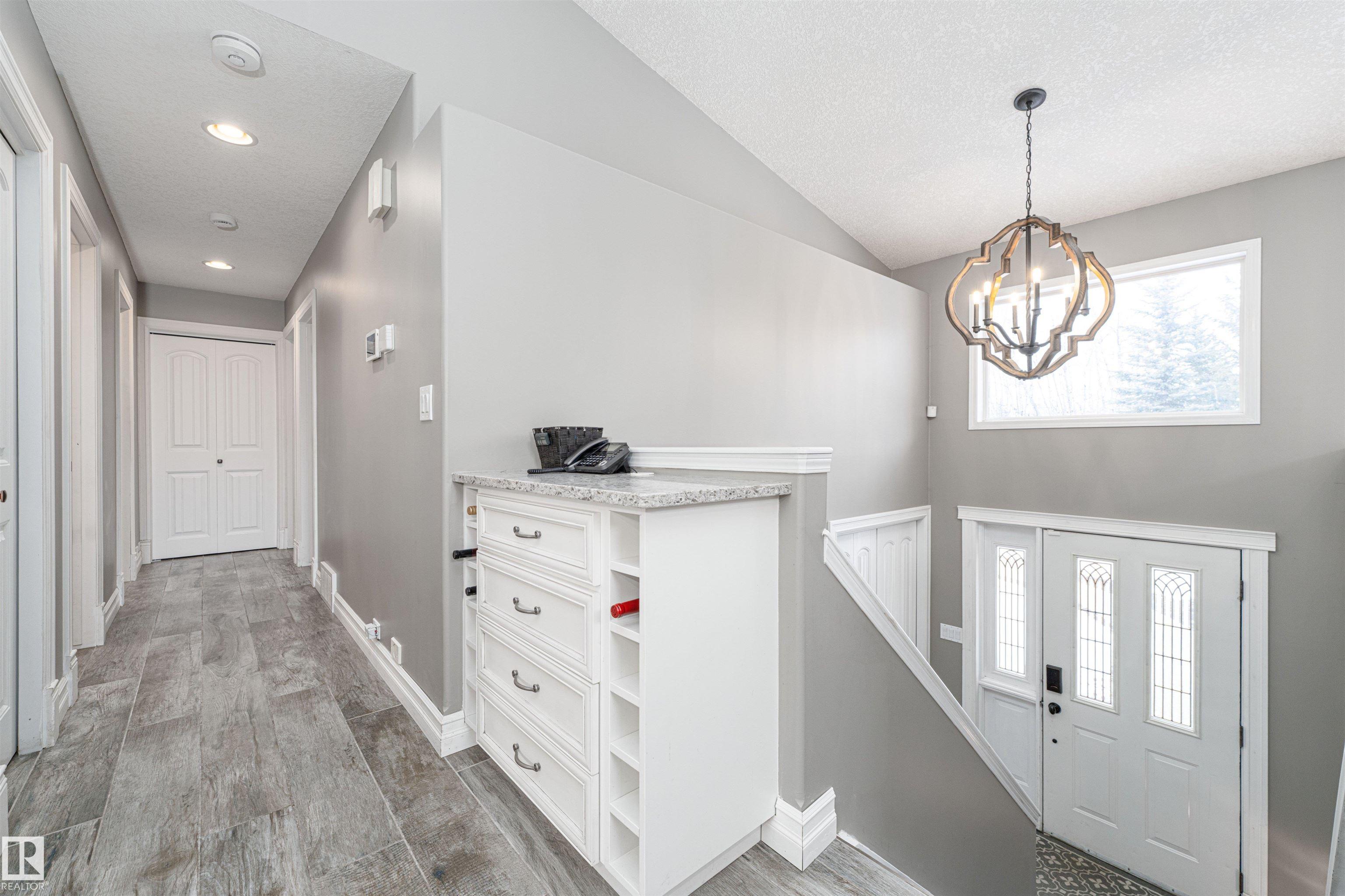 Photo 12 at 73 - 51069 Range Road 215 Road, Los Villas, Rural Strathcona County