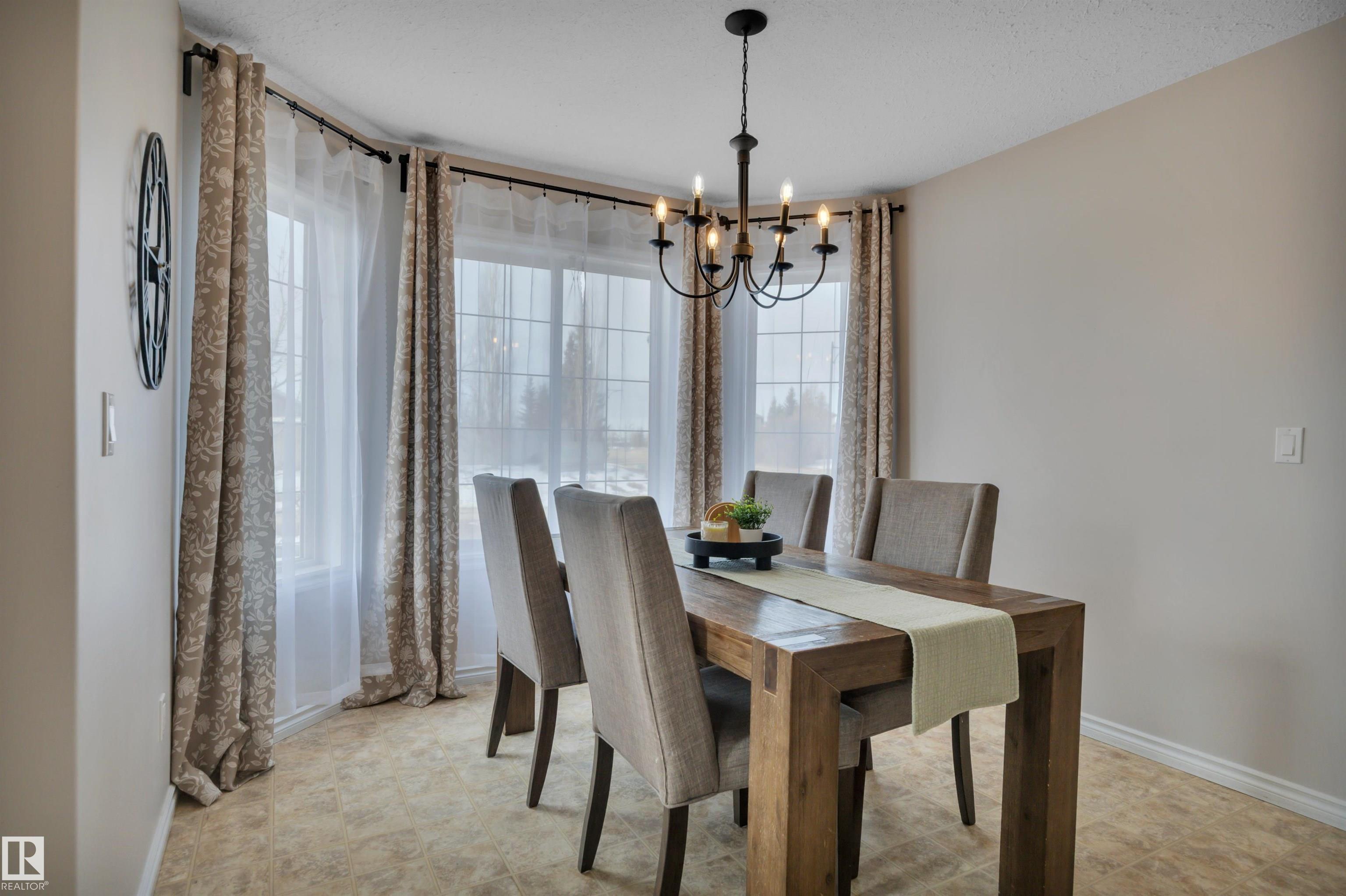 Photo 18 at 79 Suntree Promenade, Suntree, Leduc