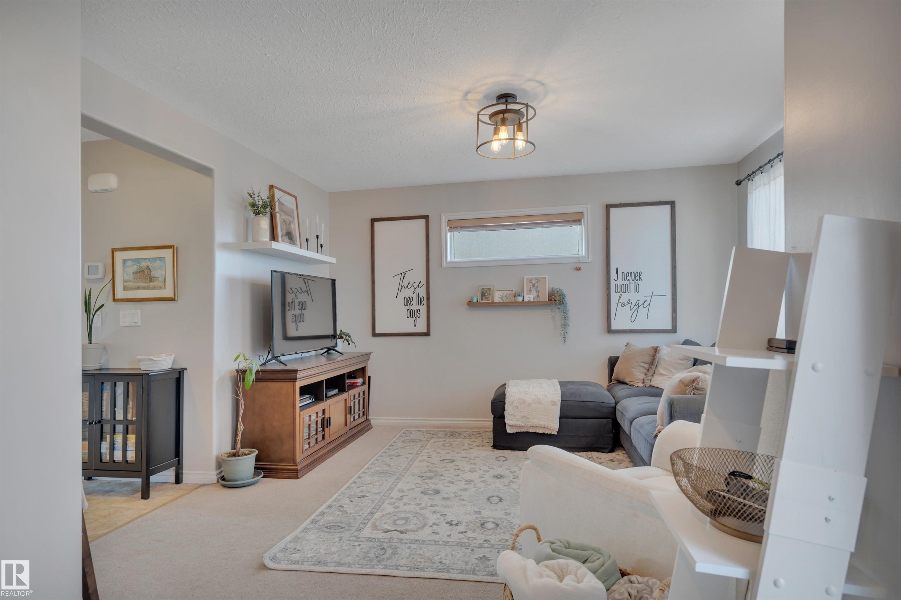 Photo 8 at 79 Suntree Promenade, Suntree, Leduc