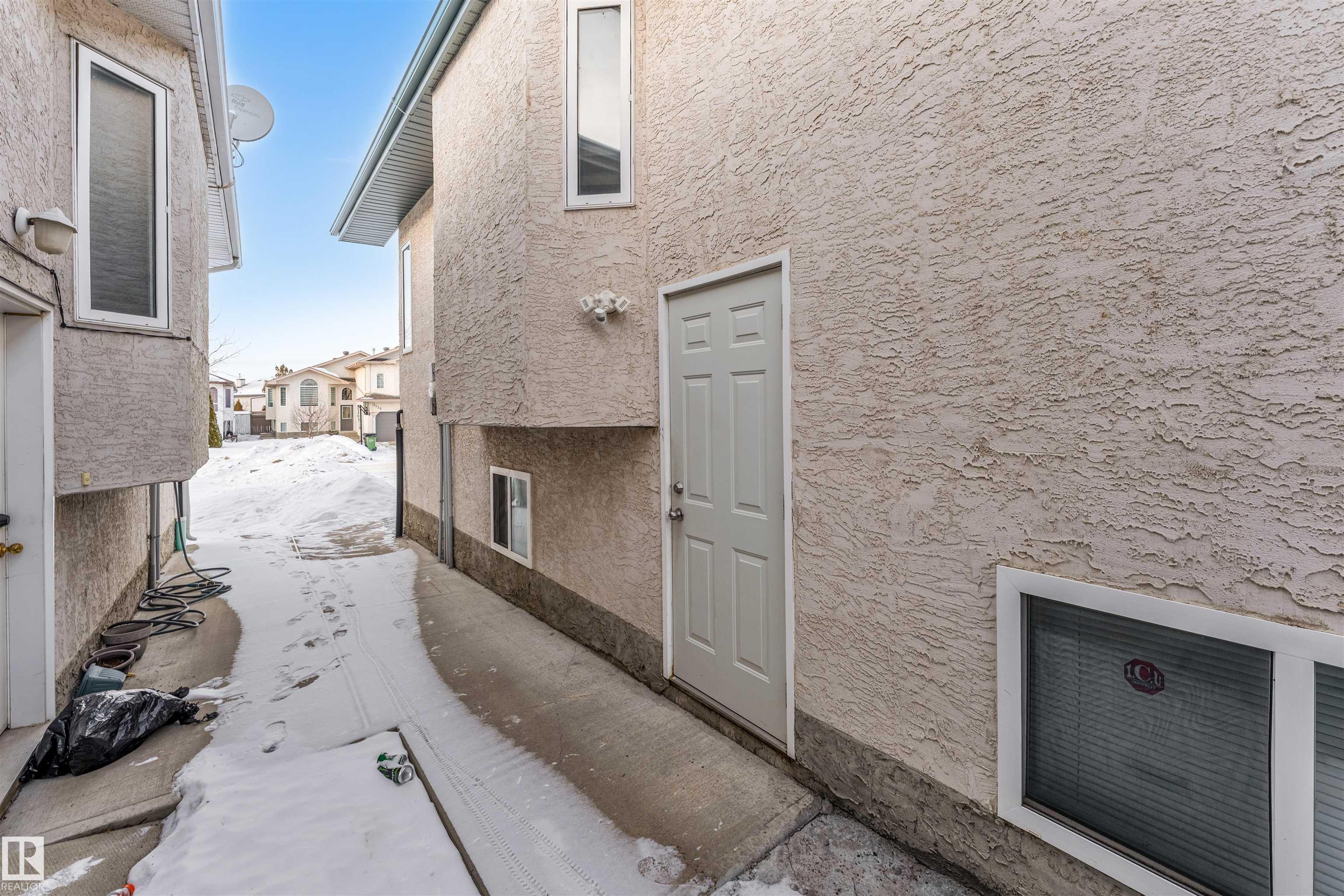 Picture for 3139 34B AV NW