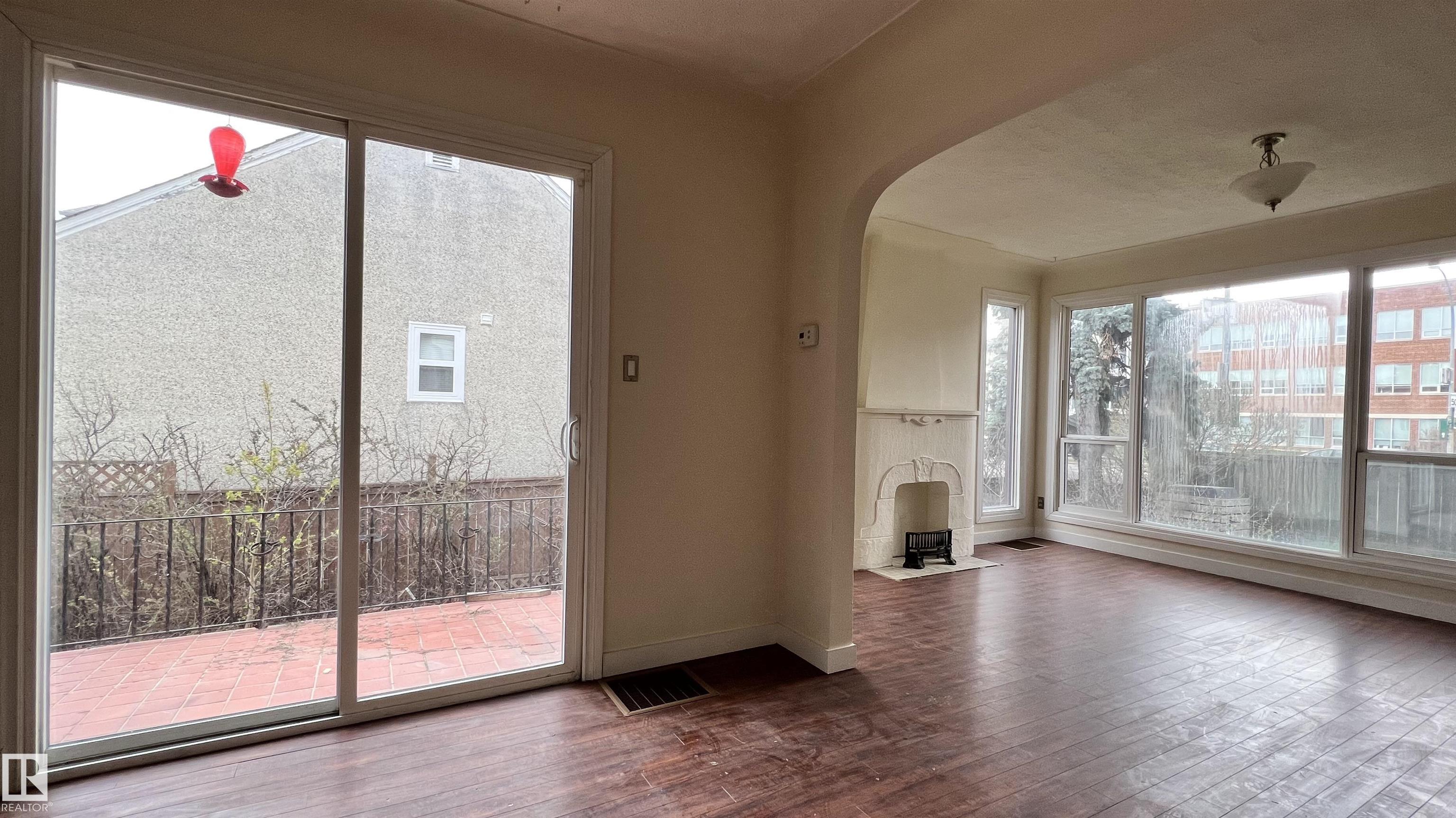 Photo 11 at 10839 109 Street NW, Central Mcdougall, Edmonton