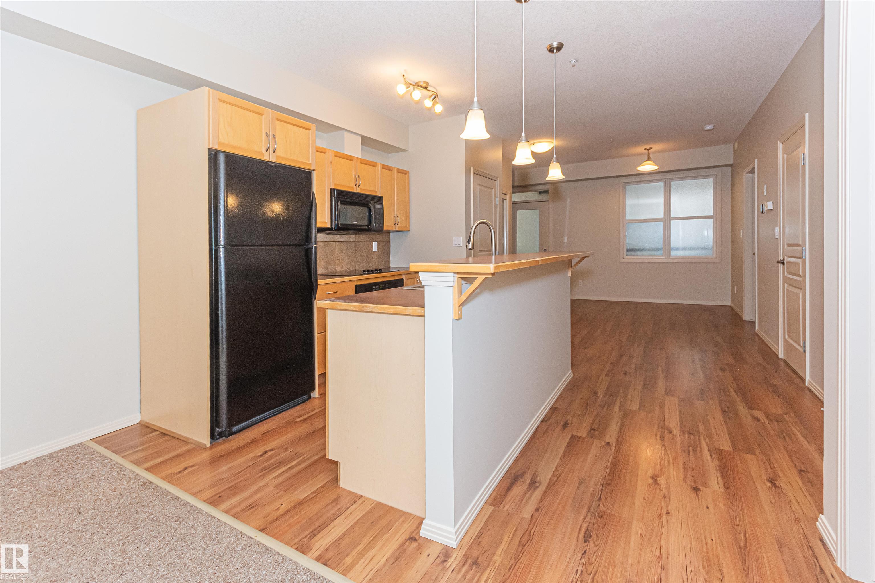 Photo 8 at 415 - 10503 98 Avenue NW, Downtown, Edmonton