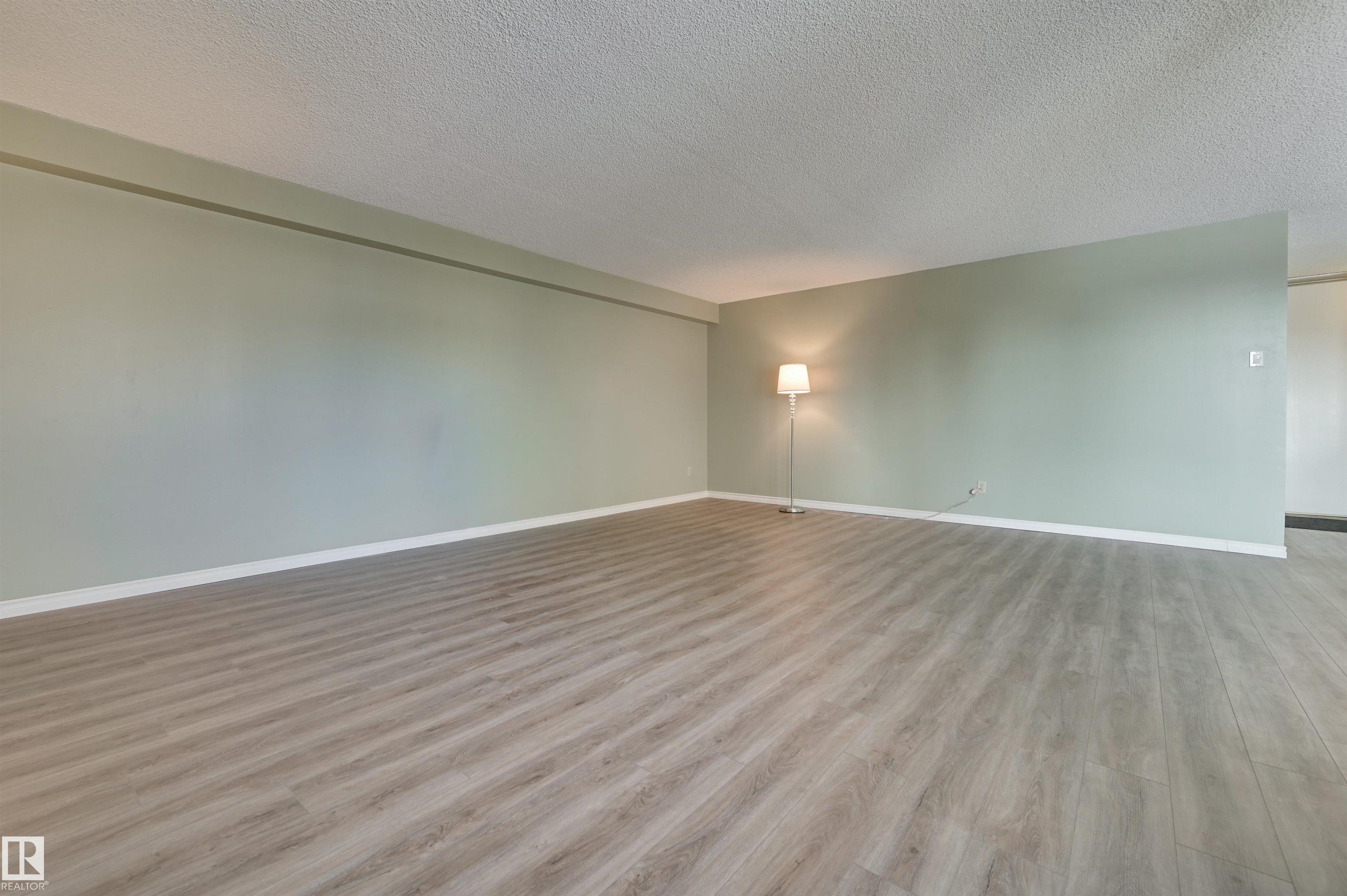 Photo 7 at 1003 - 10155 114 Street NW, Wîhkwêntôwin, Edmonton