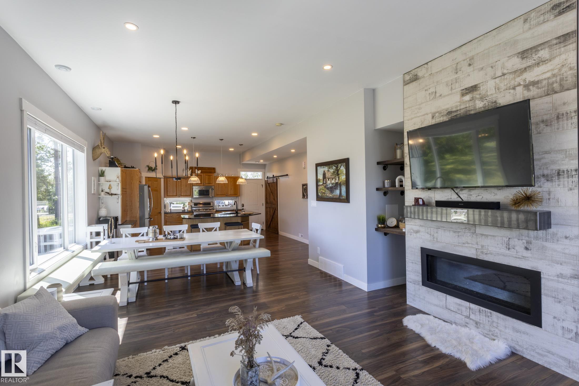 Photo 9 at 14 Kos Street, Betula Beach, Rural Parkland County