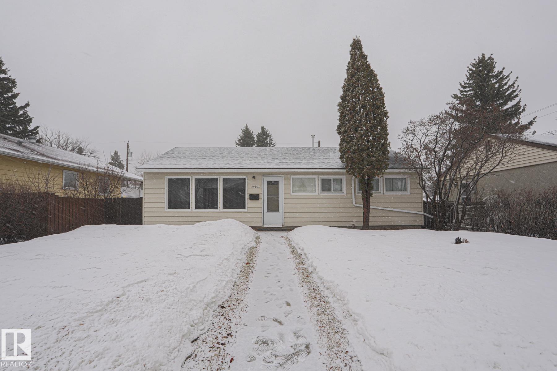 Picture for 10807 130 AV NW NW