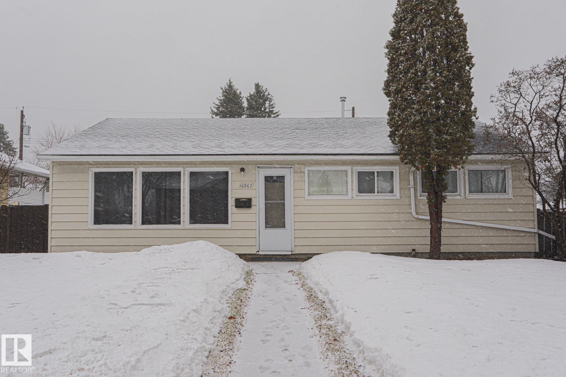 Picture for 10807 130 AV NW NW