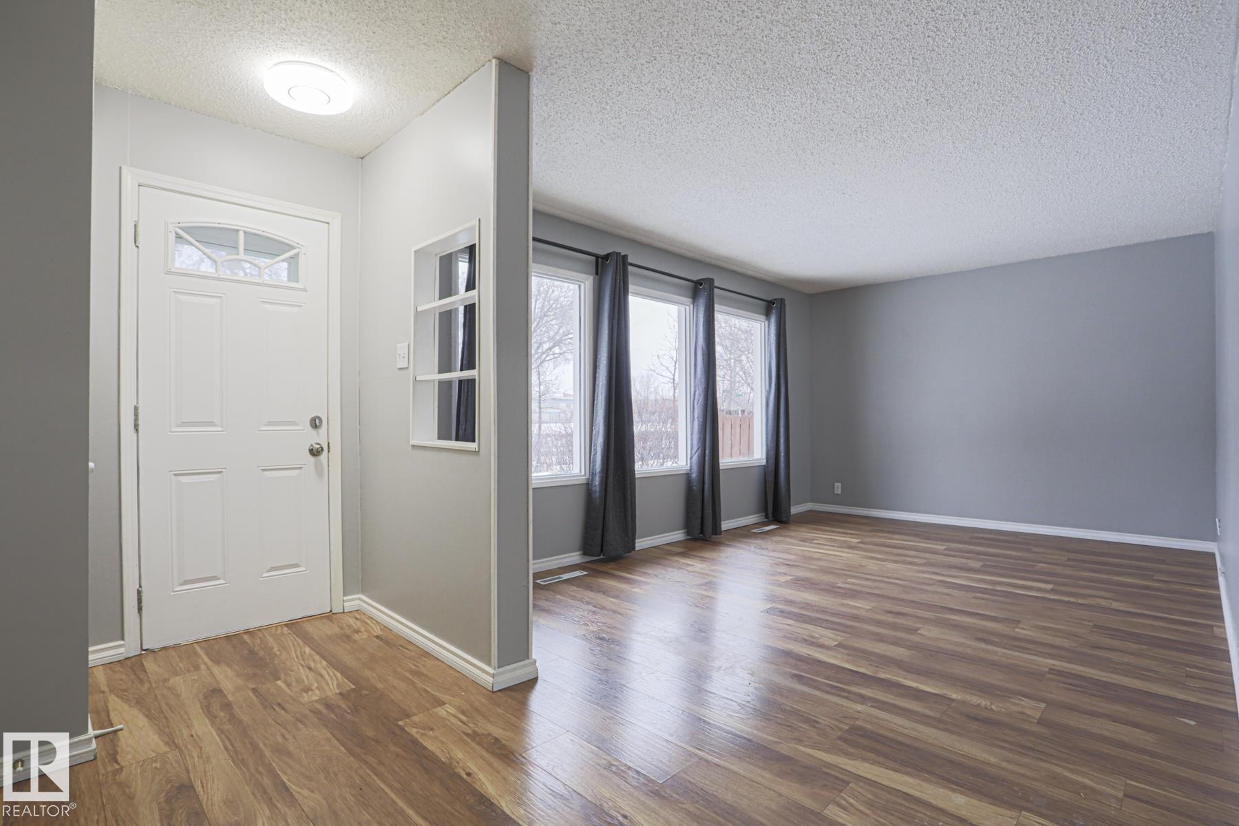 Picture for 10807 130 AV NW NW