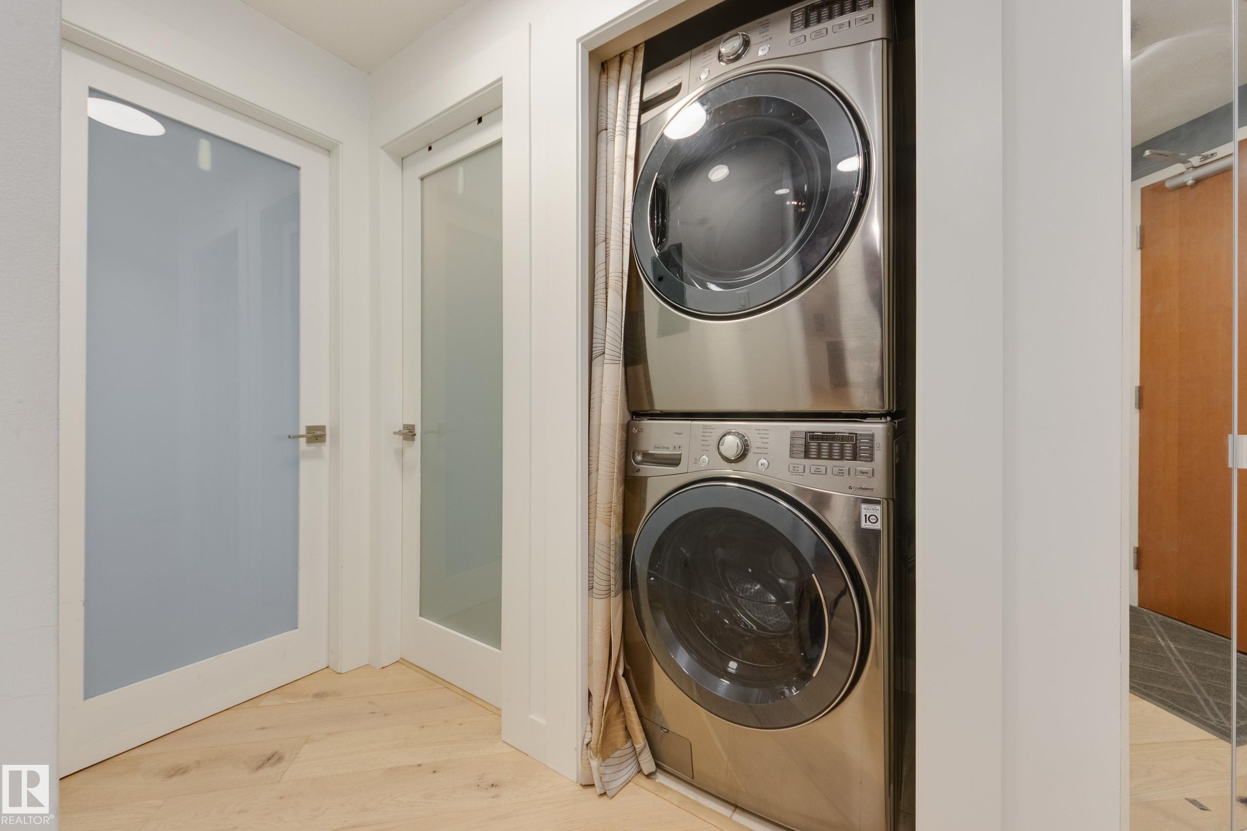 Photo 26 at 2004 - 10152 104 Street NW, Downtown, Edmonton