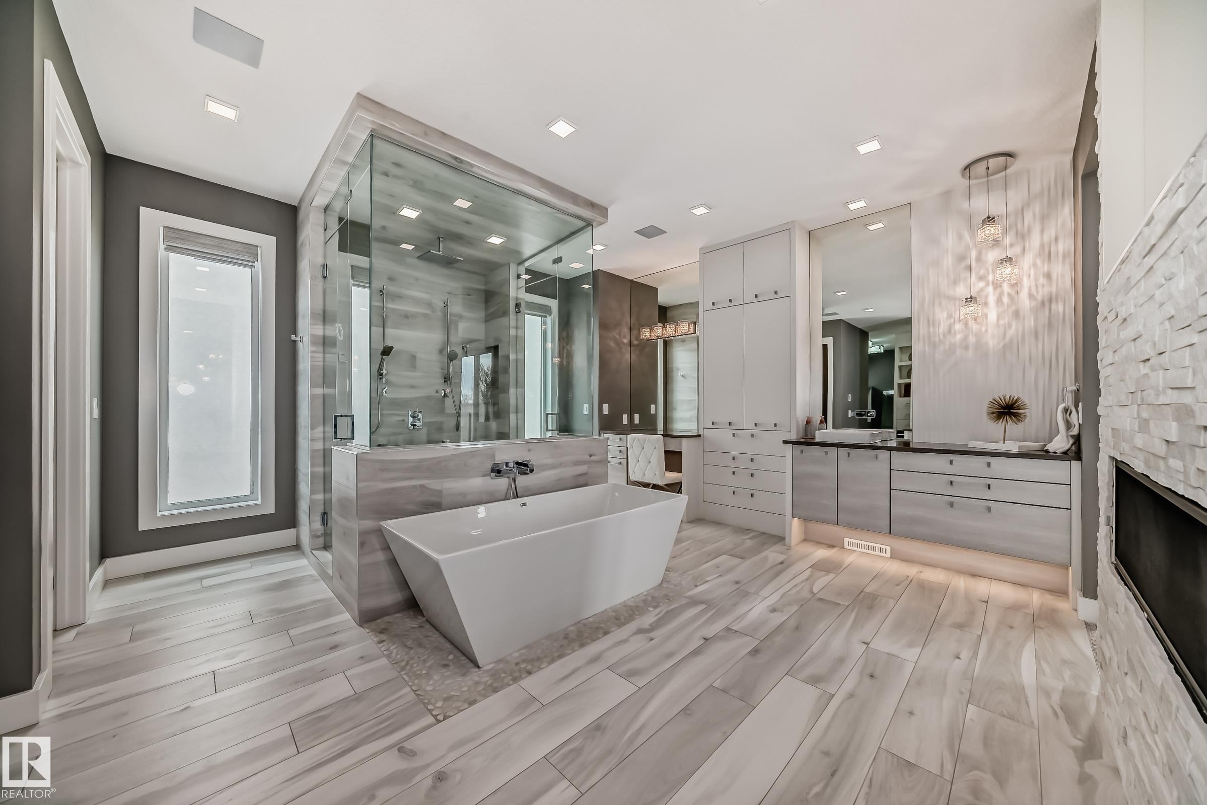 Photo 32 at 4129 Cameron Heights Point NW, Cameron Heights, Edmonton