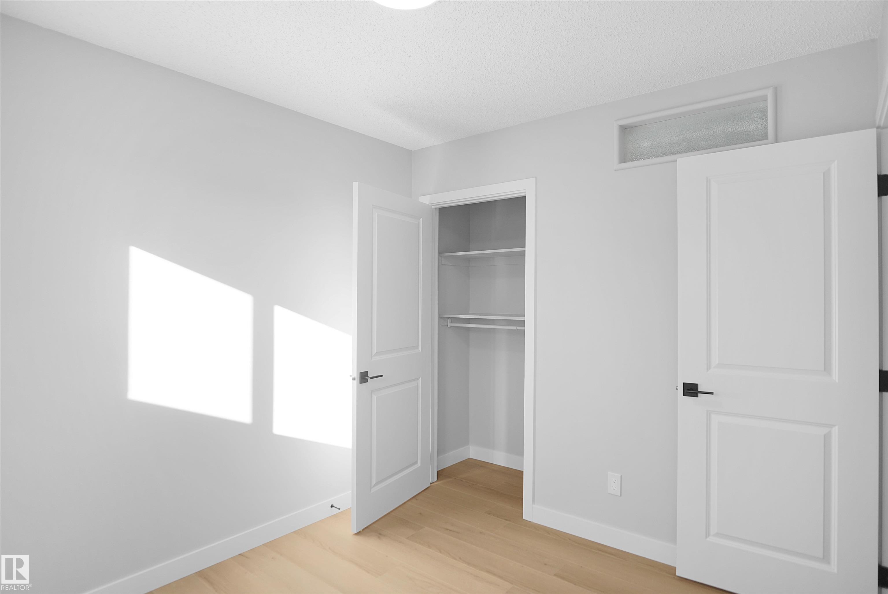 Photo 15 at 3312 44a Street NW, Weinlos, Edmonton