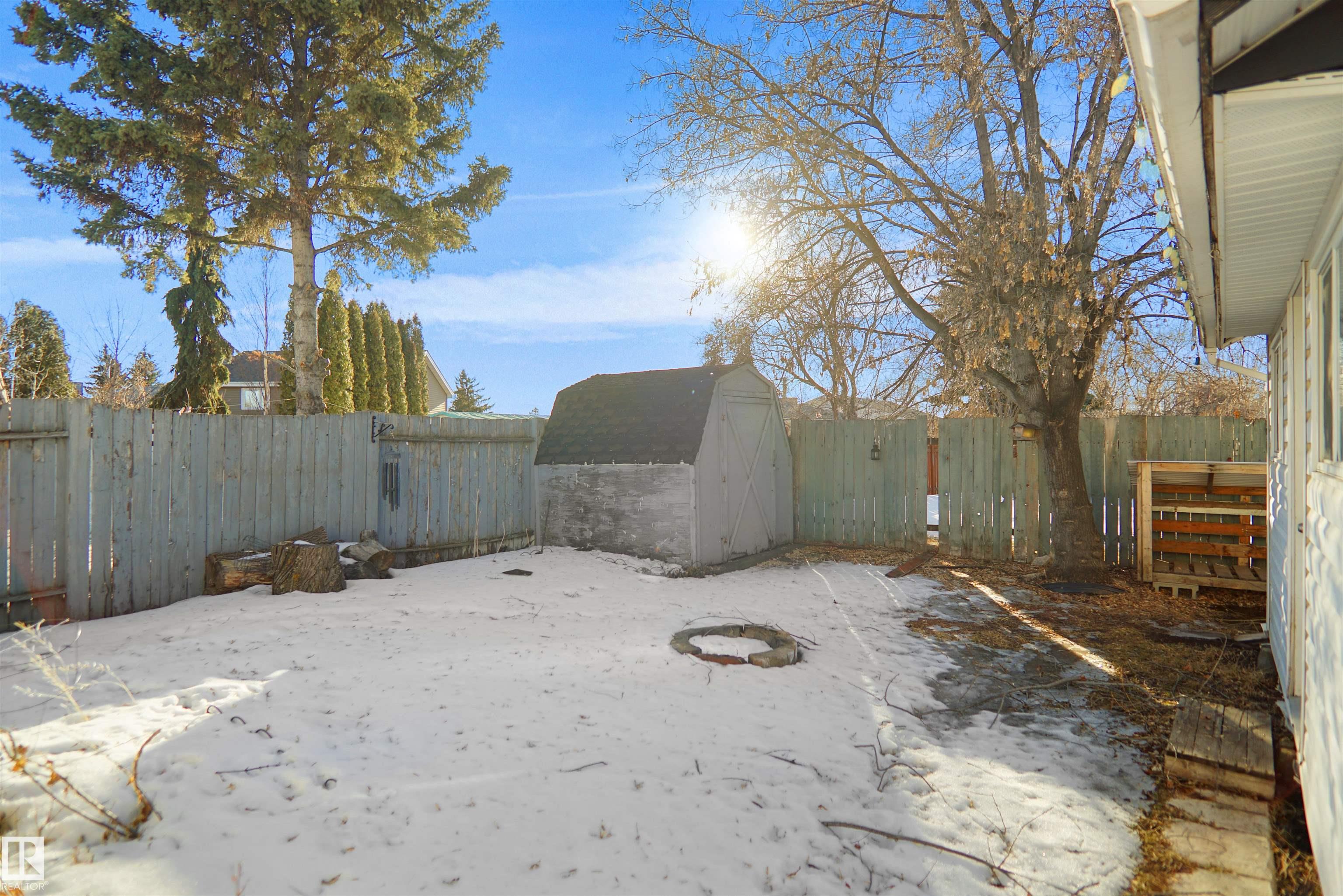 Photo 37 at 3312 44a Street NW, Weinlos, Edmonton