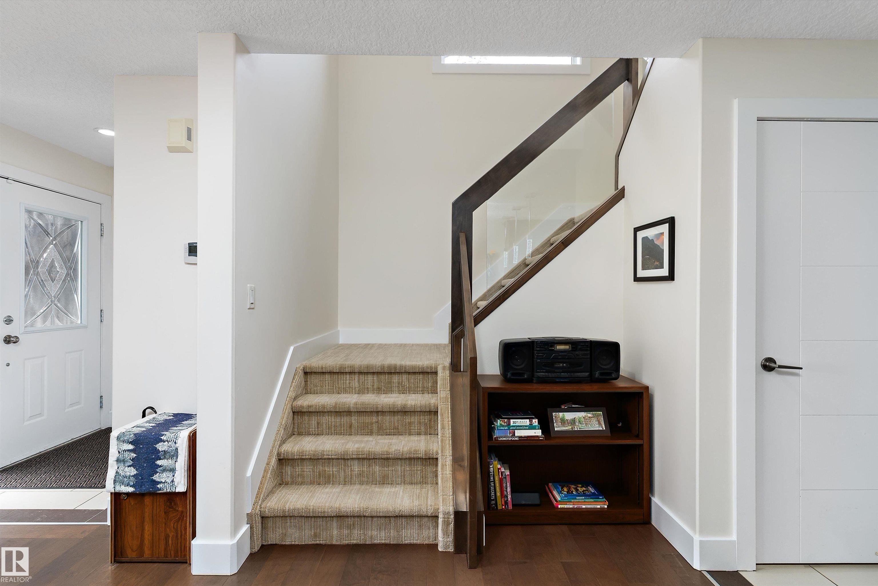 Photo 17 at 8148 77 Avenue NW, King Edward Park, Edmonton