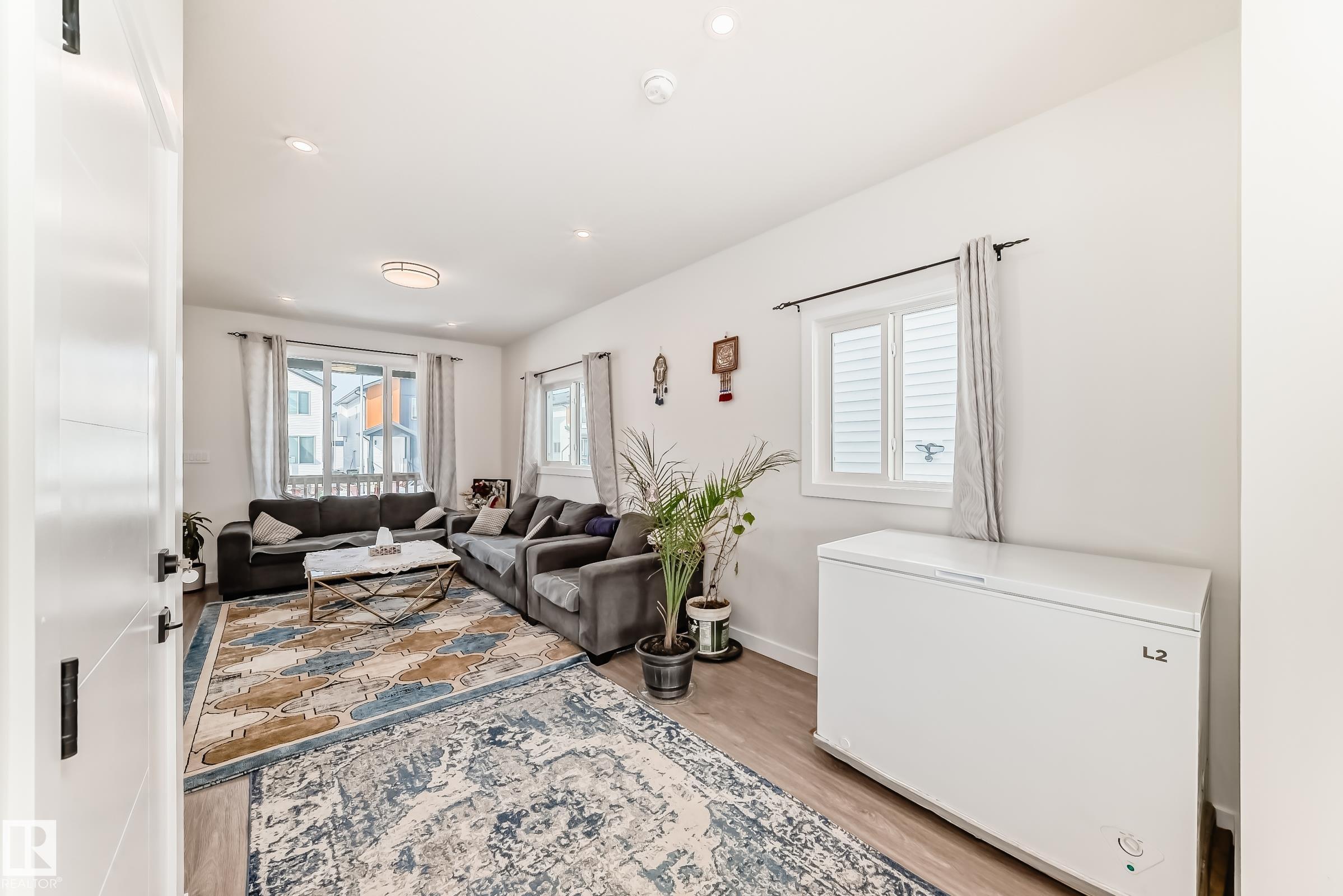 Photo 11 at 12435 47 Street NW, Bergman, Edmonton