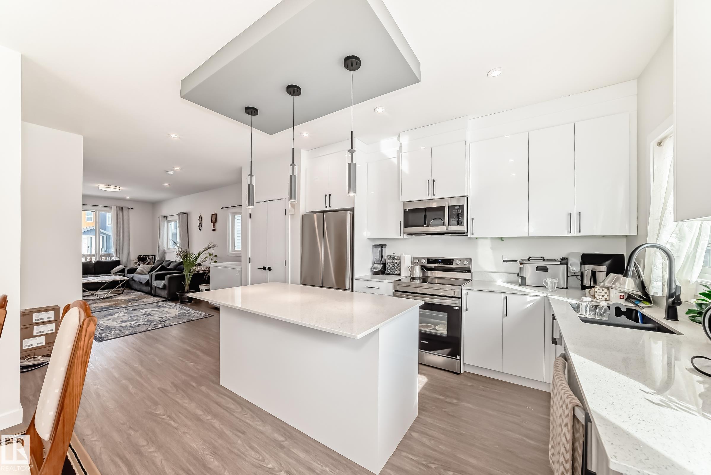 Photo 18 at 12435 47 Street NW, Bergman, Edmonton