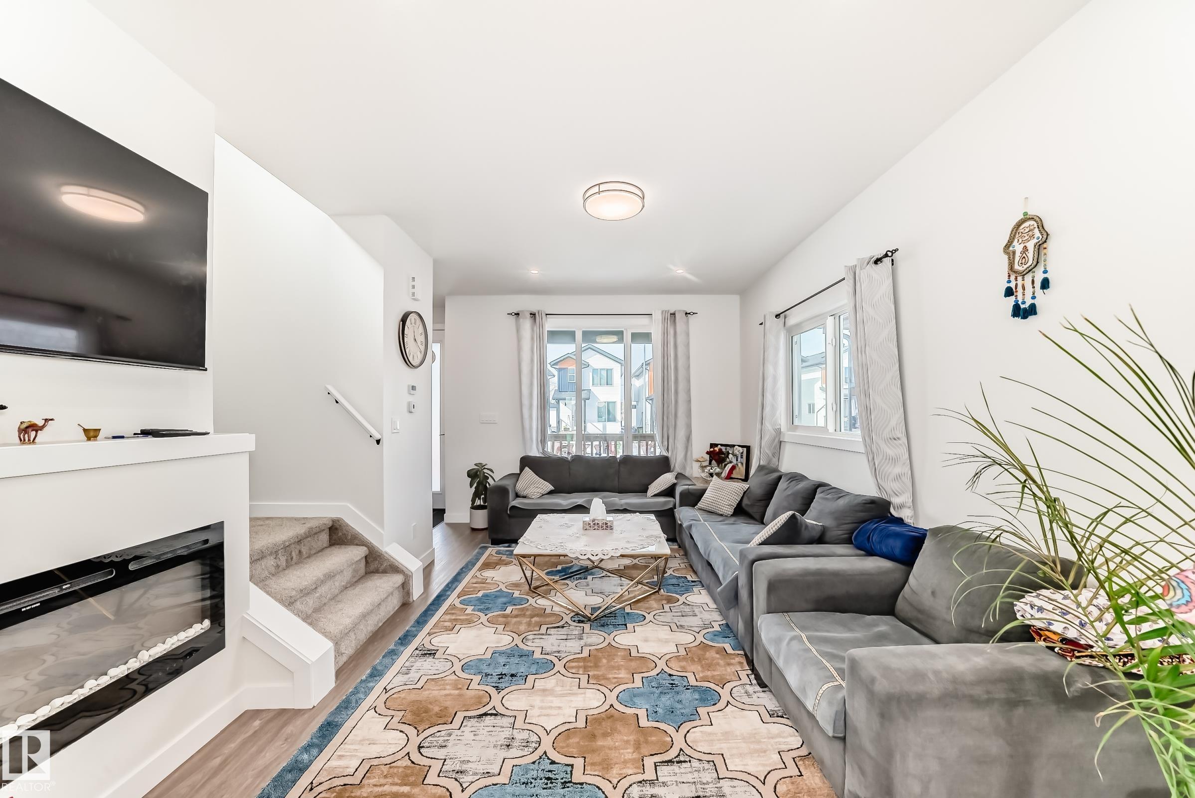 Photo 8 at 12435 47 Street NW, Bergman, Edmonton