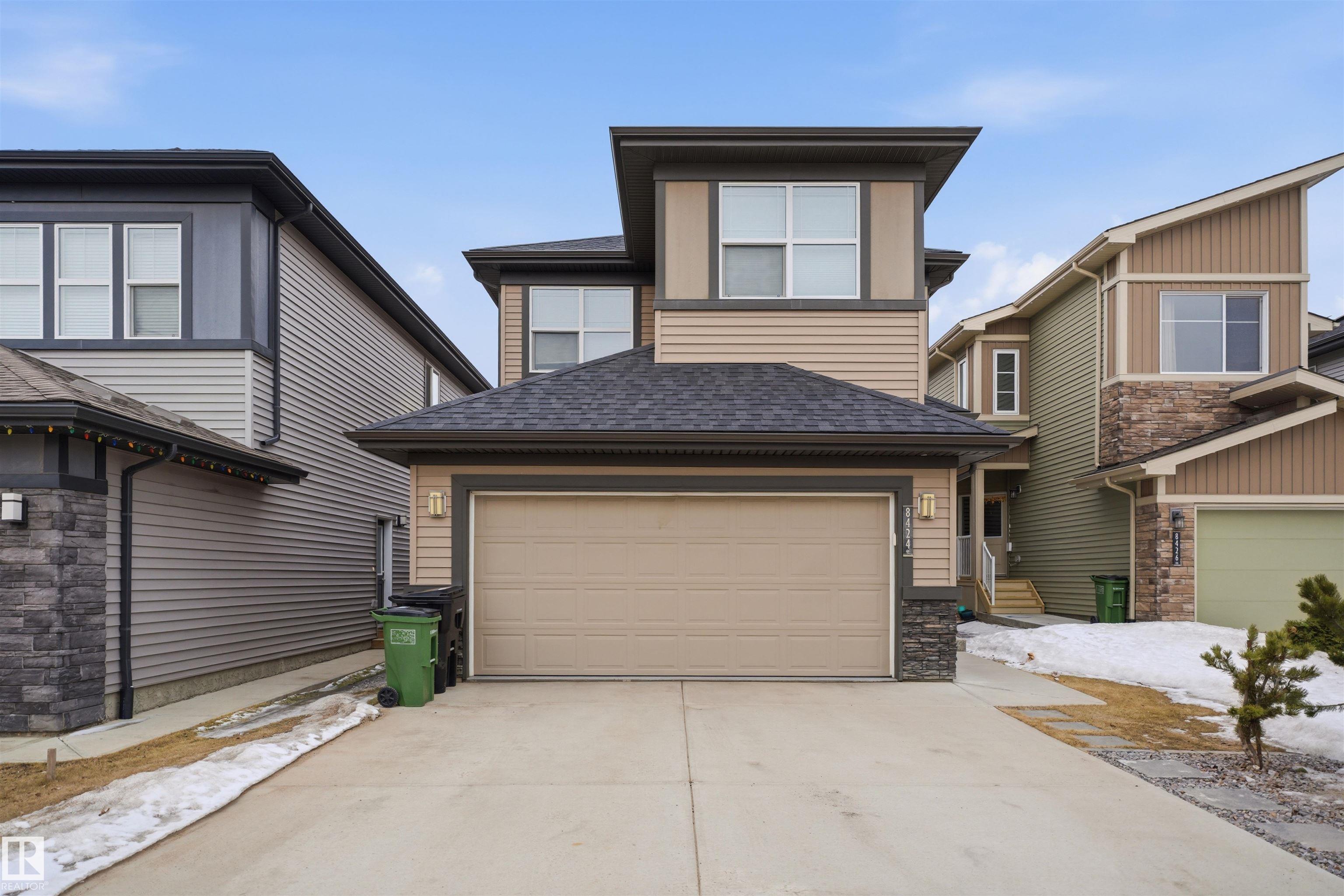 8424 Cushing Court SW, Chappelle Area, Edmonton