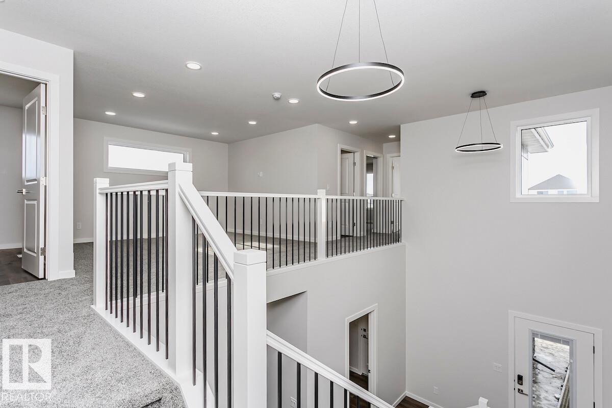 Photo 14 at 7624 Kimiwan Crescent SW, Keswick, Edmonton