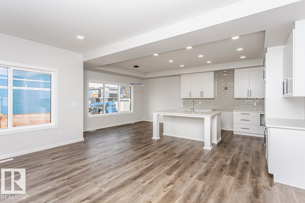 7624 Kimiwan Crescent SW, Keswick, Edmonton