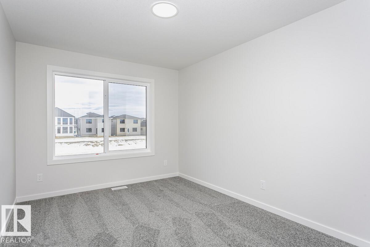 Photo 25 at 7624 Kimiwan Crescent SW, Keswick, Edmonton