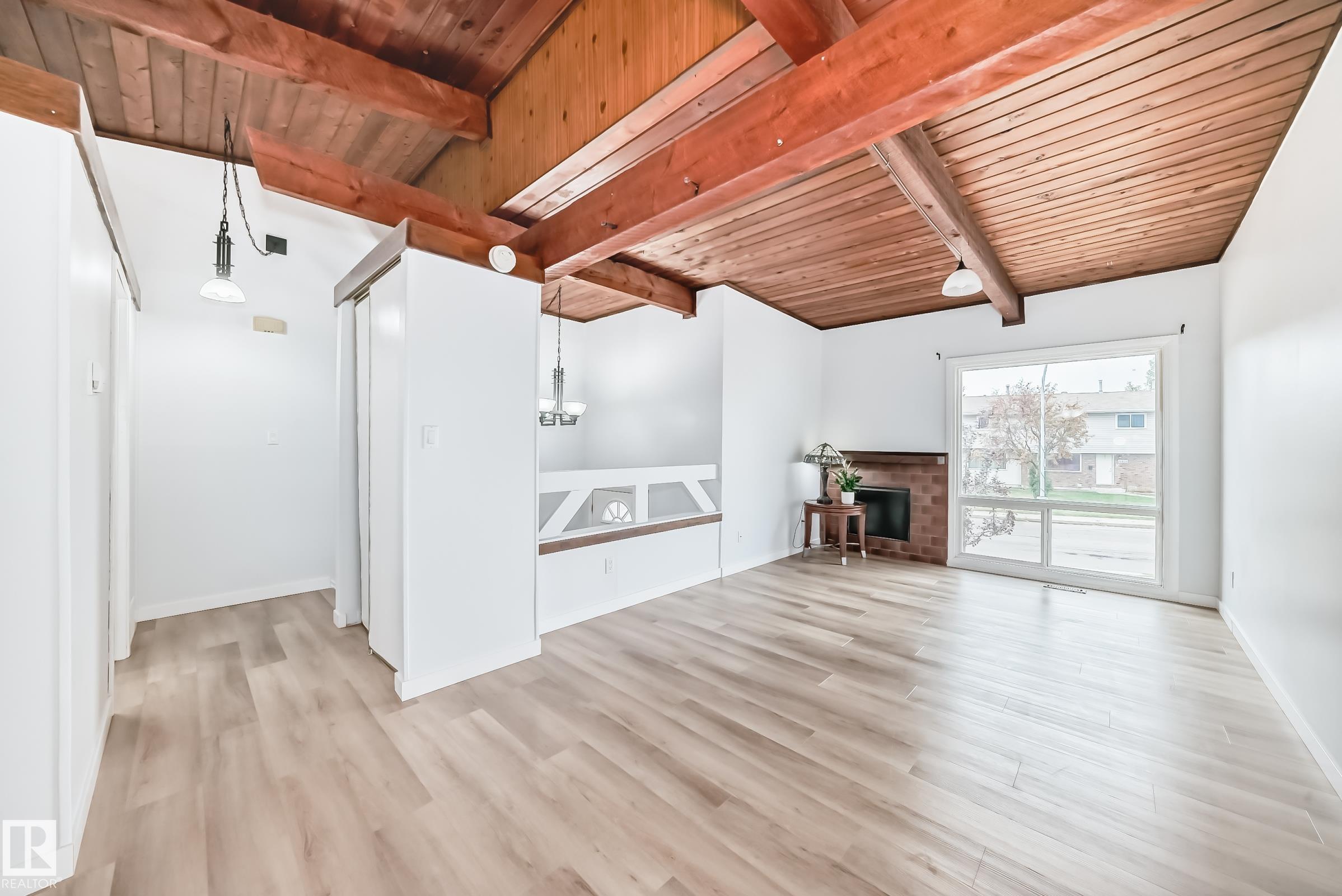 Picture for 8 NORTHWOODS VG NW