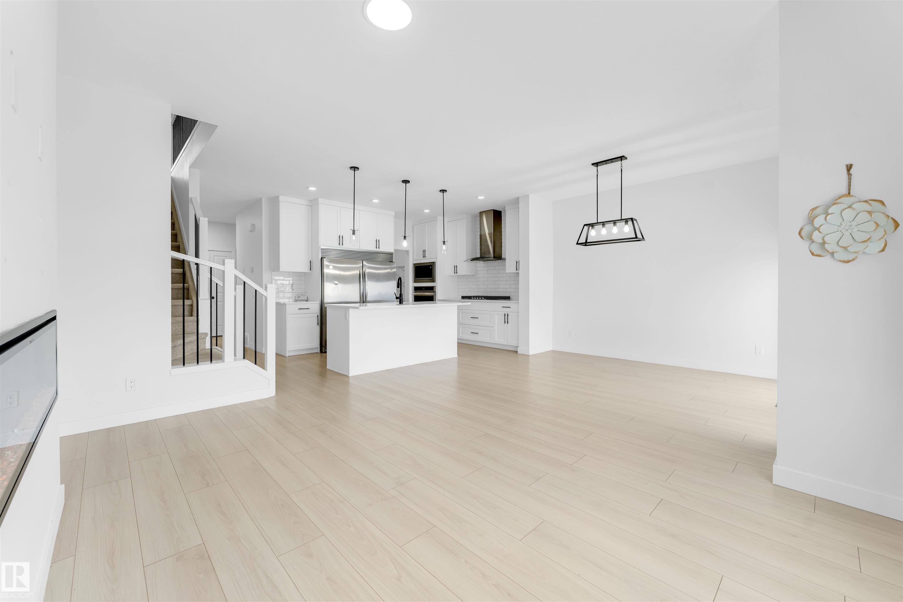 Photo 8 at 3427 Craig Landing SW, Chappelle Area, Edmonton